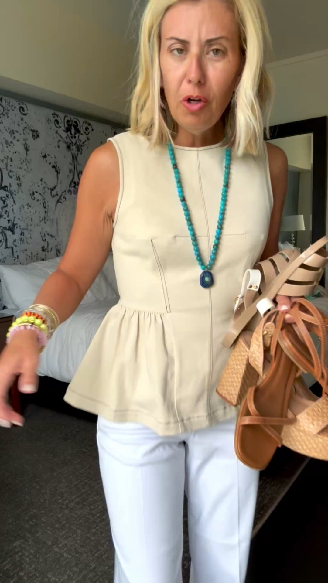 The neutral look and I’m here for it!! I’m in xs top & pants and 8 in all shoes tts. ￼

*use Catherine20 at Allie + Bess

#LTKdayinmylife #LTKmomlife #LTKTravel