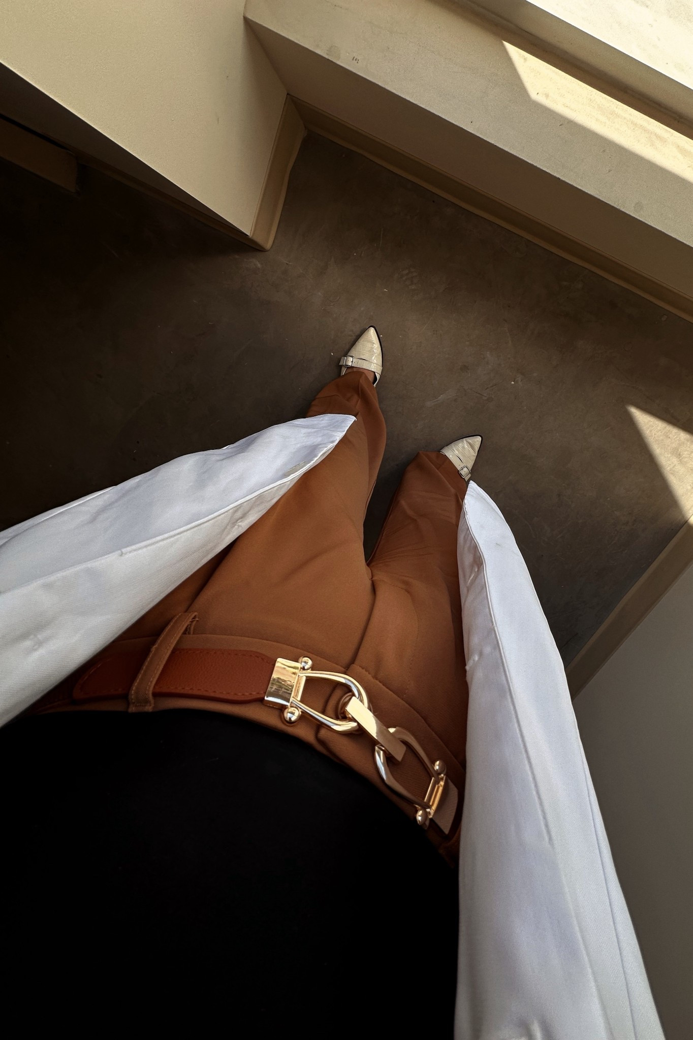 Trousers in S, size down 1
Bodysuit in M
Belt in S, comes in pack of 3
Watch is Amazon
White coat is Fabletics 

#LTKWorkwear #LTKStyleTip #LTKFindsUnder50