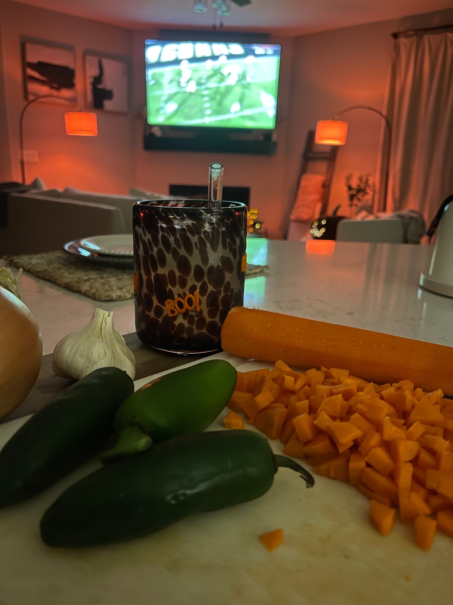 It’s fall yall!!

Chili in the making ✔️
Poppi in a Halloween glass✔️
MNF on tv ✔️