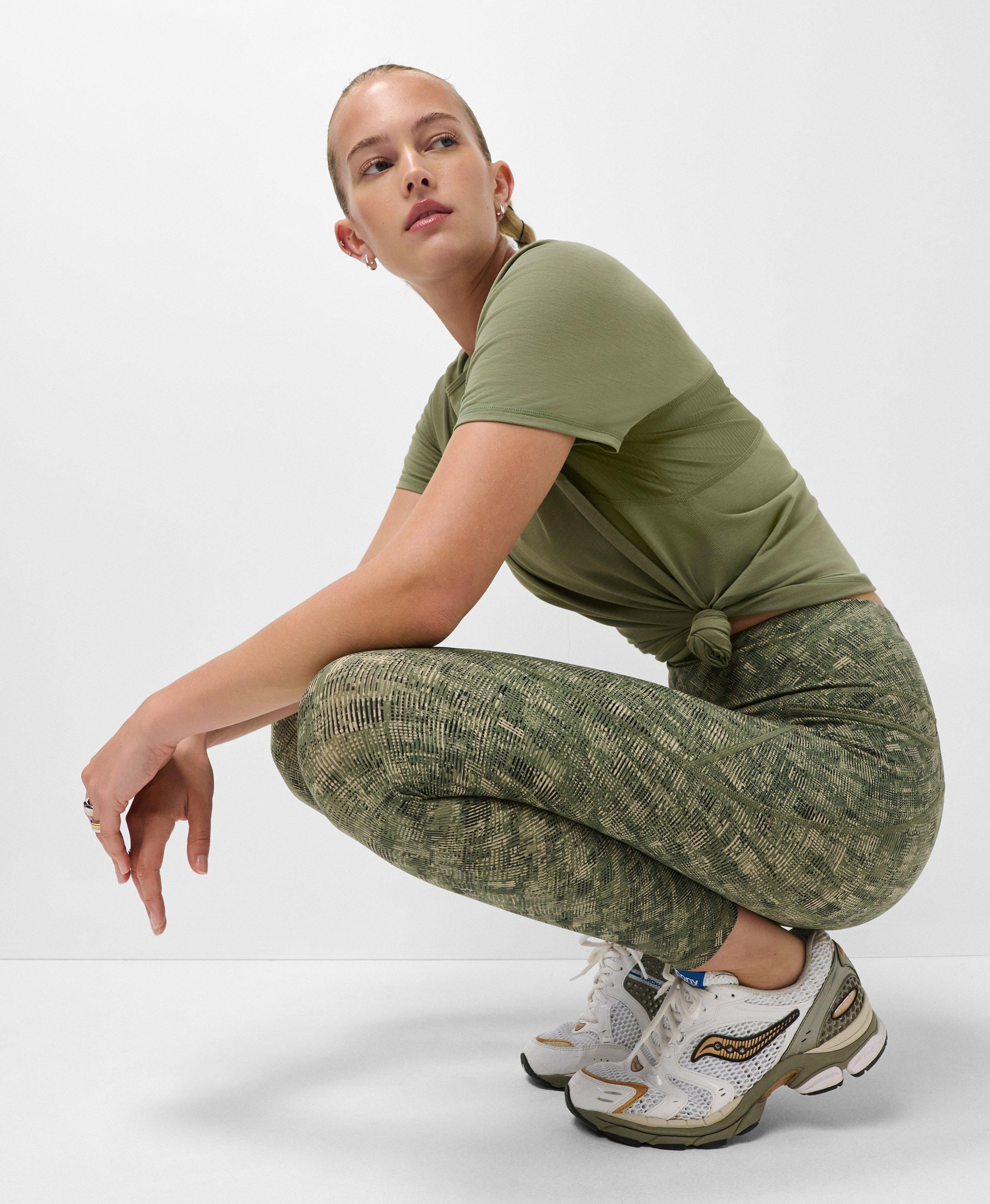 Power 7/8 Gym Leggings - Green Hatched Texture Print | Women's Leggings | Sweaty Betty | Sweaty Betty UK