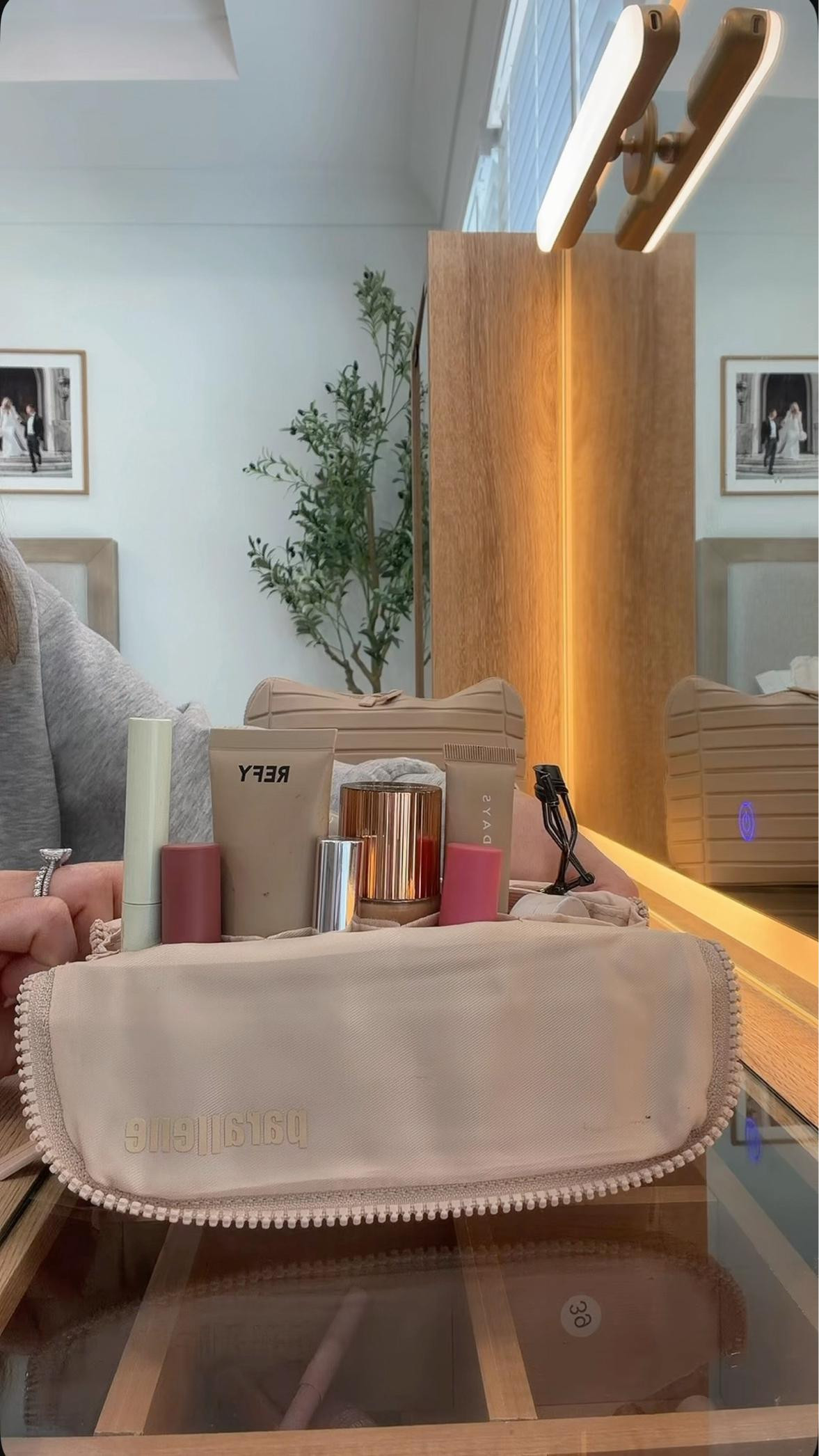 the BEST makeup bag ever! 