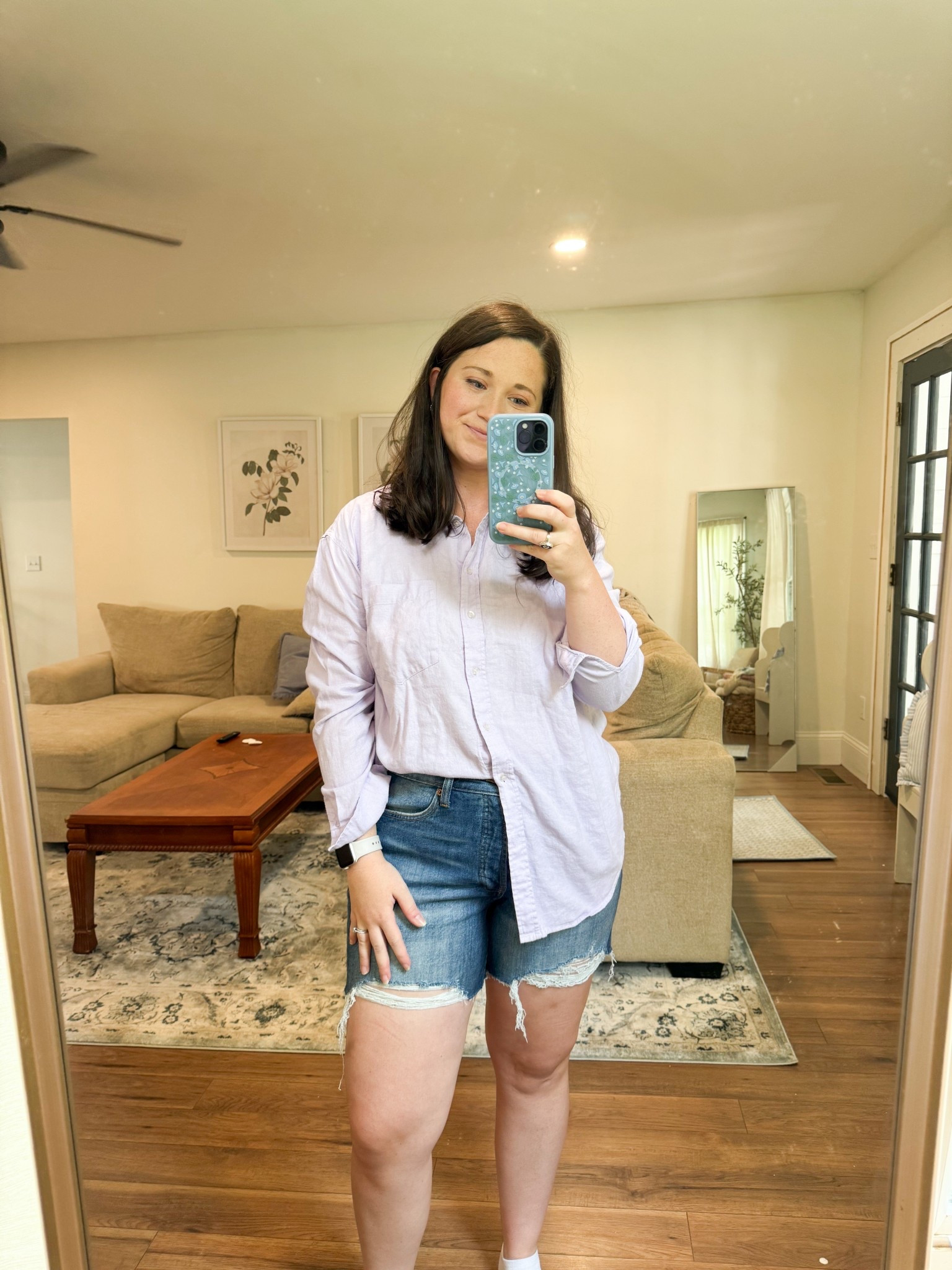 Linen button down. Denim shorts 