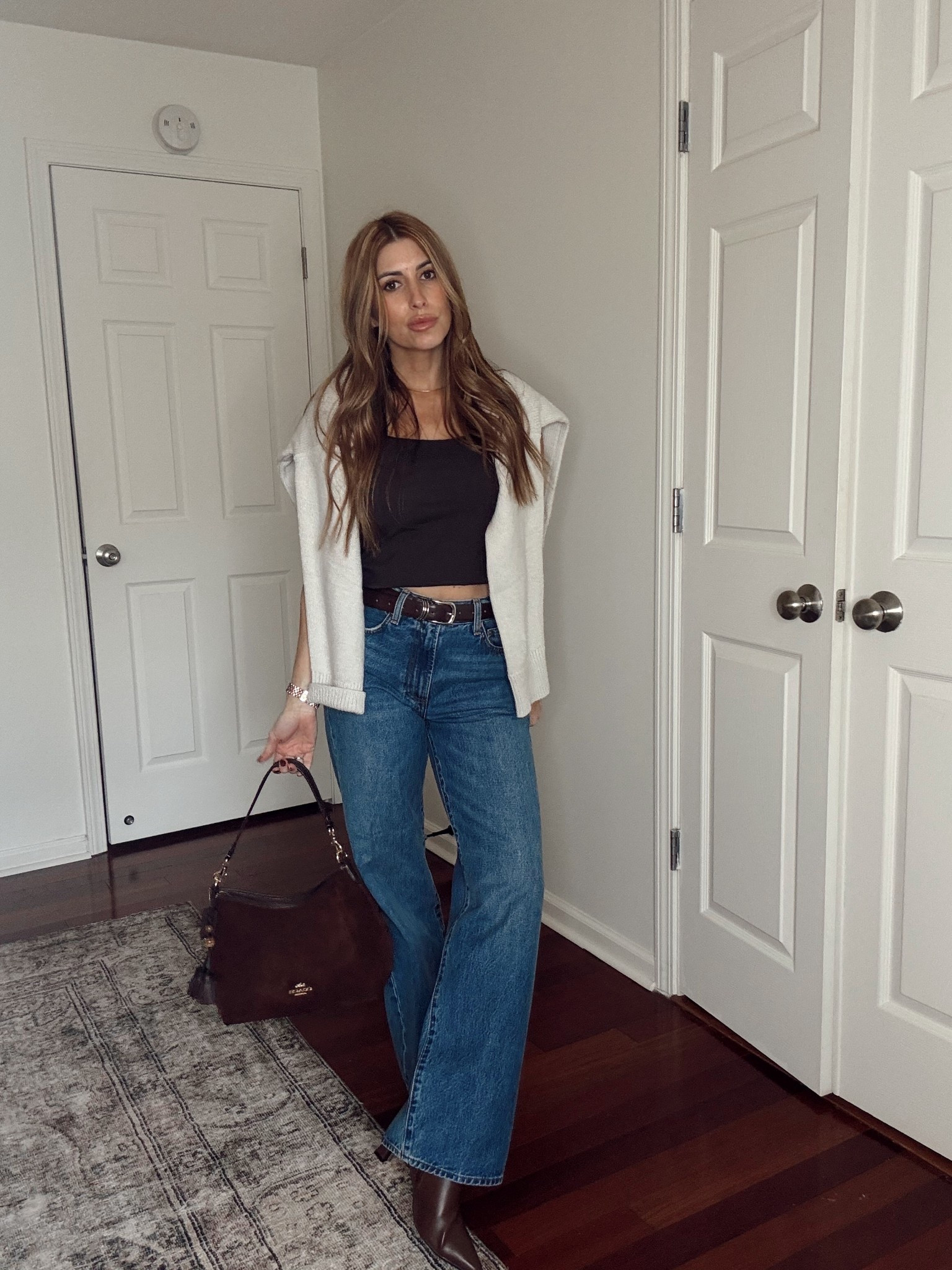 The best jeans from Aritzia. 
I’m wearing my tts. I’m 5’3 for height reference. 