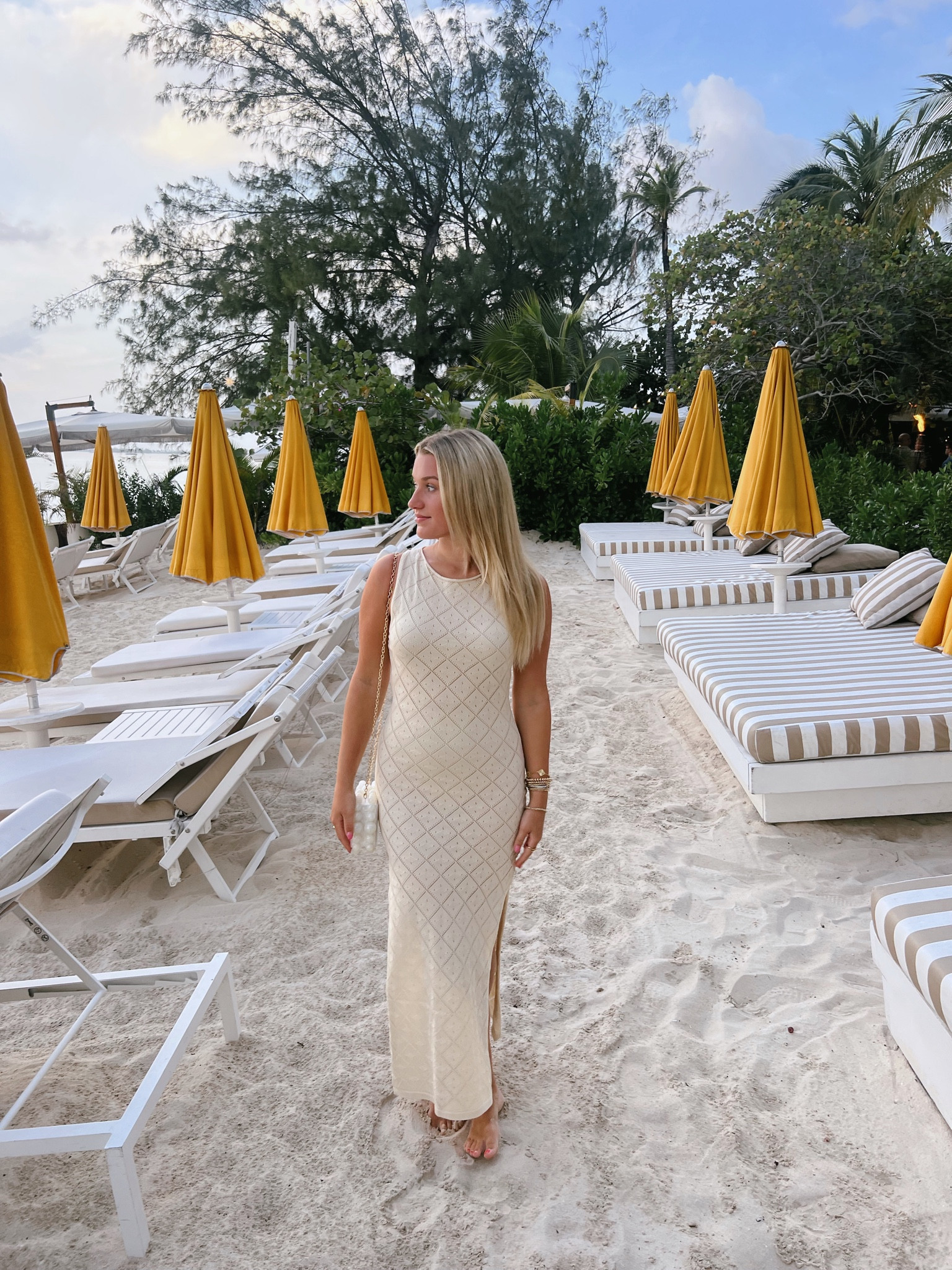 Night in the Cayman Islands💛

#LTKtravel #LTKstyletip #LTKunder50