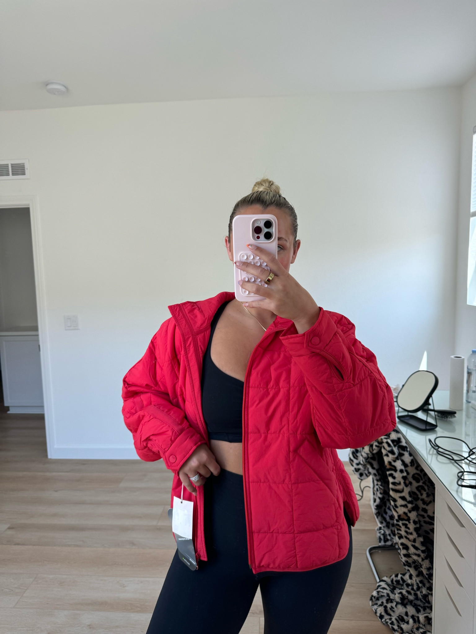 obsessed with this puffer jacket! as someone that’s always chilly this is the perfect layering jacket - not super heavy and hot AT ALL! gonna be so great for chilly mornings / nights or just to toss on for more coverage.

in a size medium 
color is victory red ❤️‍🔥❤️‍🔥



#LTKMidsize #LTKSeasonal #LTKBacktoSchool