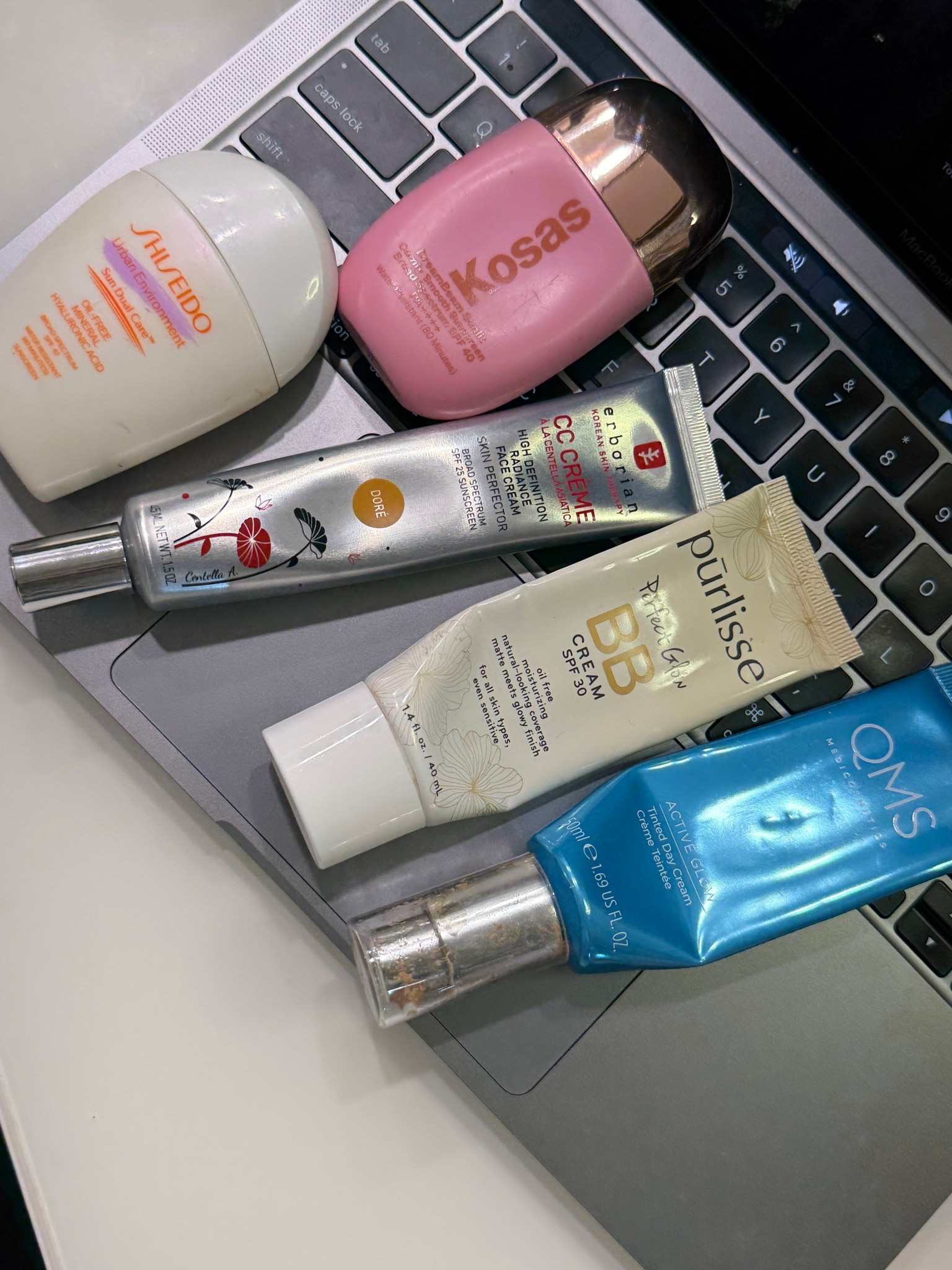 Tinted para el dia o protector solar con color. Makeup para el dia a dia 

#LTKHoliday #LTKdayinmylife #LTKGiftGuide