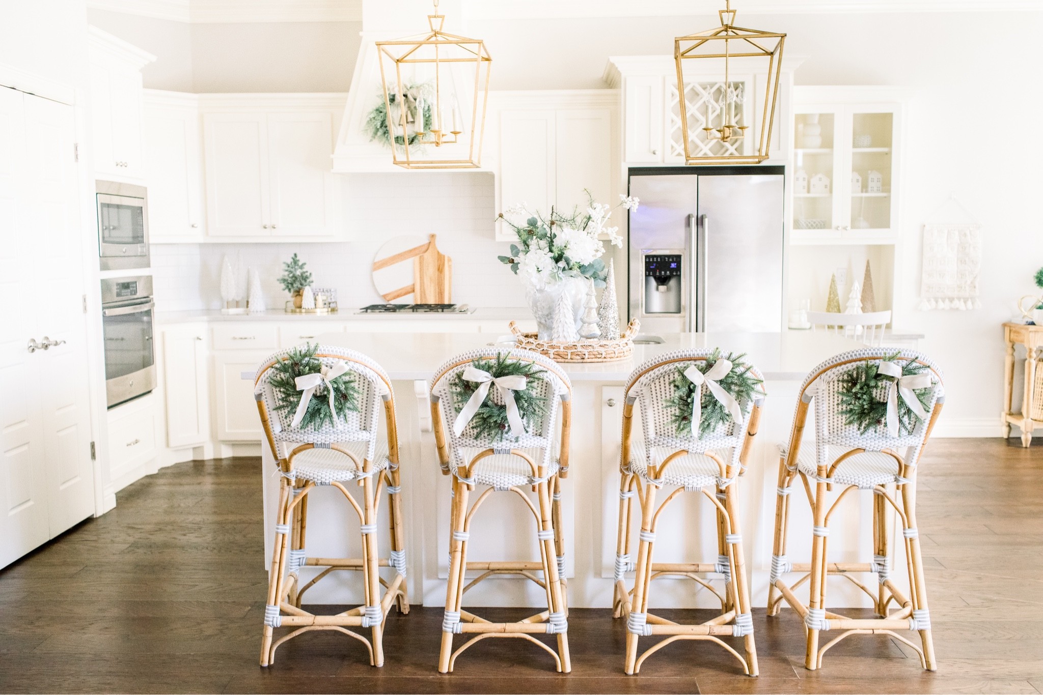 Christmas kitchen! Love these wreaths for the counter stools!

#LTKHoliday #LTKhome #LTKSeasonal