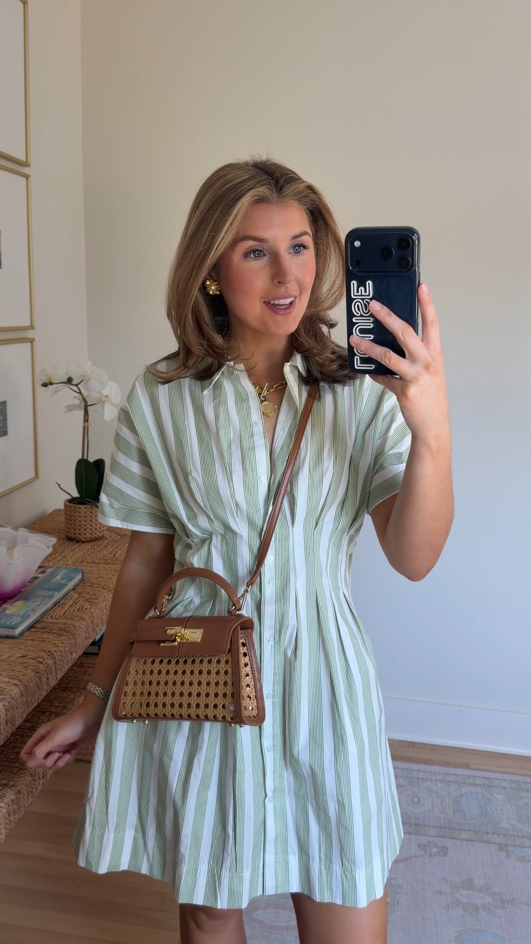 Cute and affordable every day fit! Wearing a S in dresss