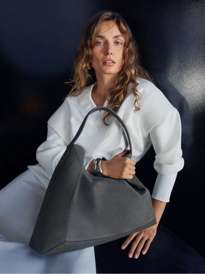 Scoop Women's Faux Suede Hobo Tote Bag, Black - Walmart.com | Walmart (US)