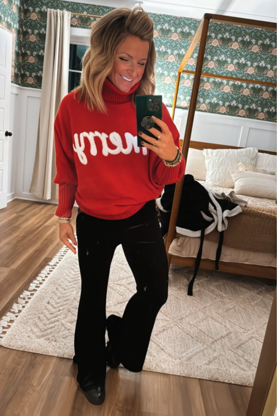 Christmas Sweater season! 

#LTKHoliday #LTKFindsUnder50 #LTKSeasonal