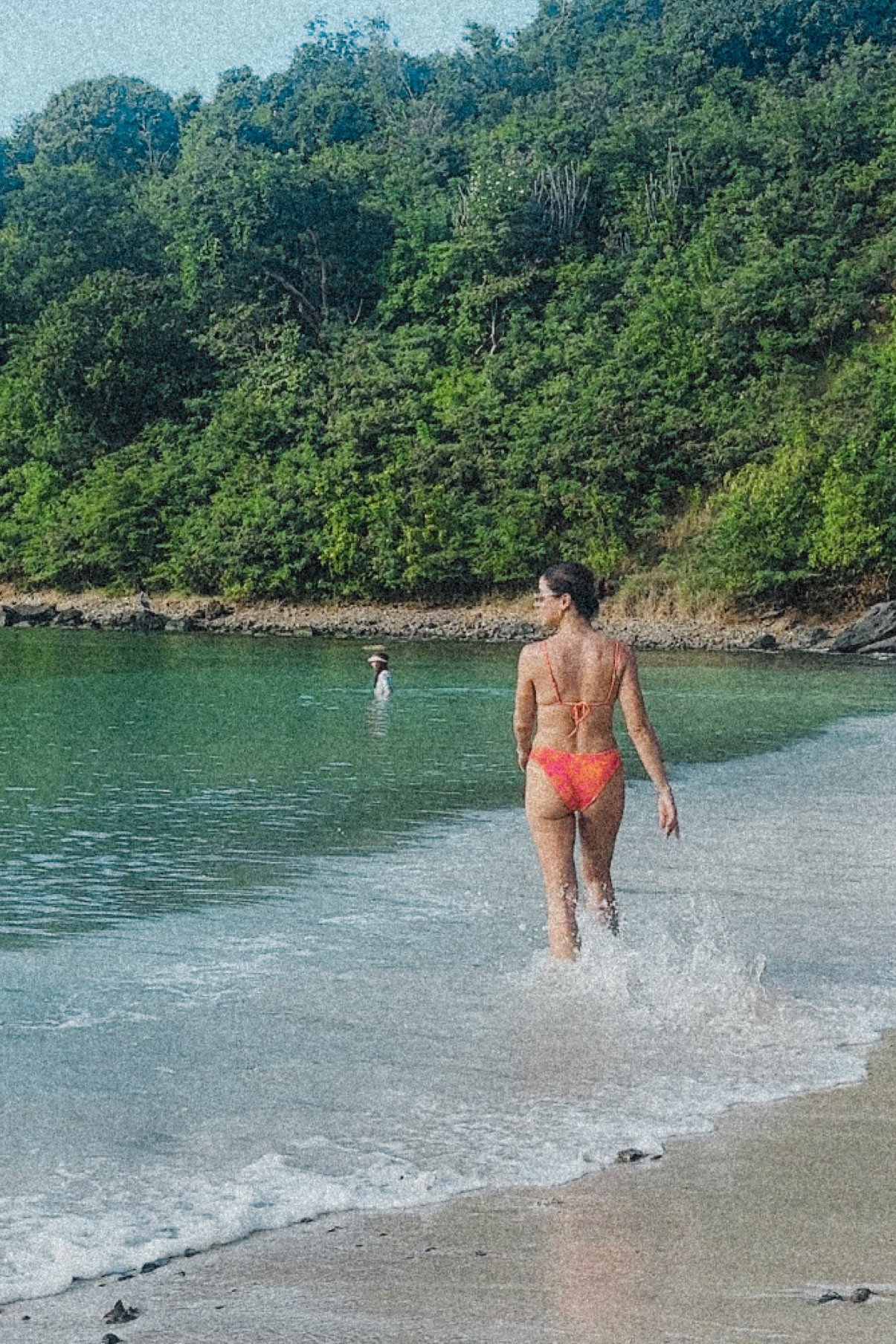 Wearing a S in the top and a M in the bottom 🫶🏻