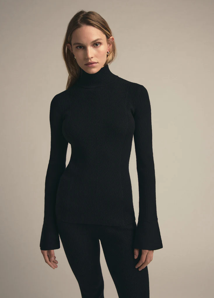 THE RUNWAY TOP | Favorite Daughter