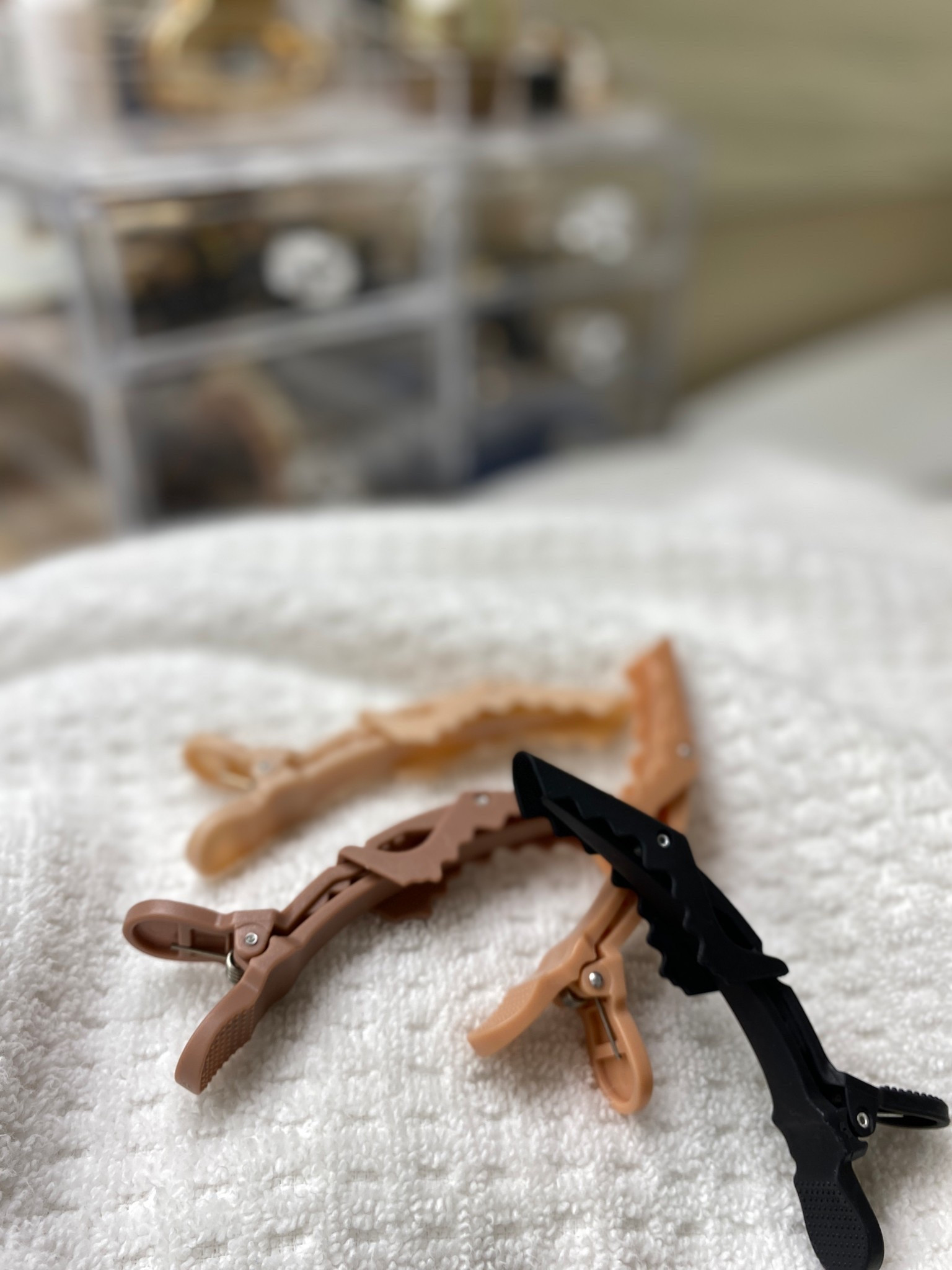 Alligator 🐊/ Crocodile styling clips
#theCurlStory

#LTKFindsUnder50 #LTKBeauty #LTKStyleTip