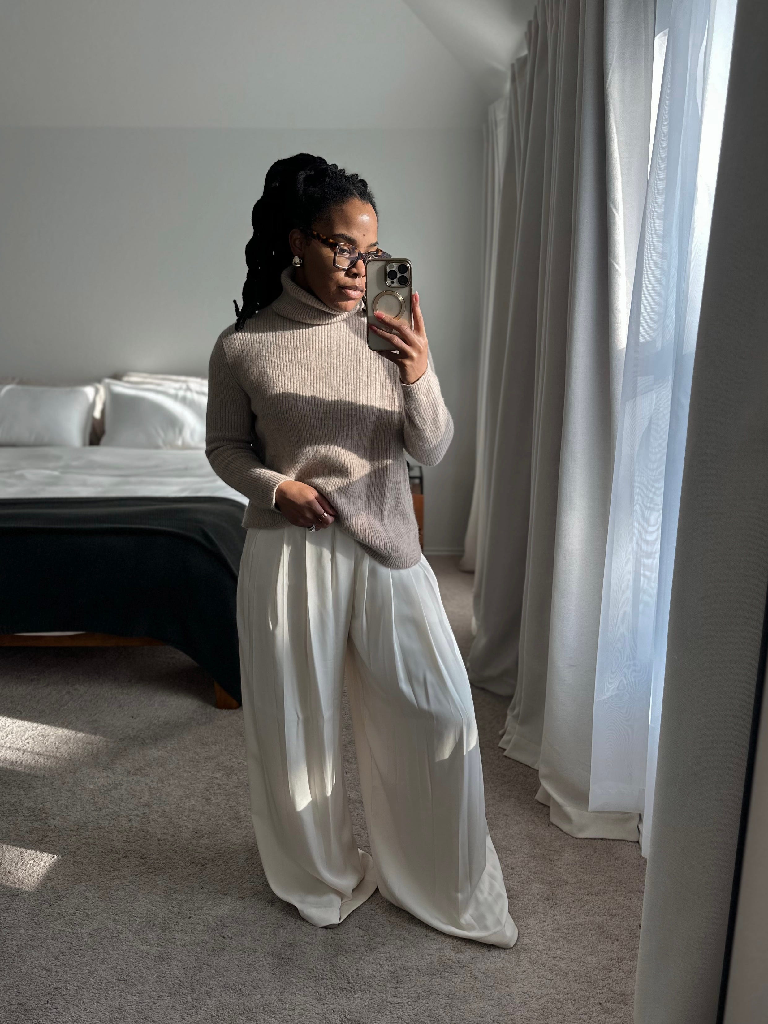 cashmere fisherman sweater // wide leg pants // smart casual spring outfit // spring outfit idea

#LTKootd