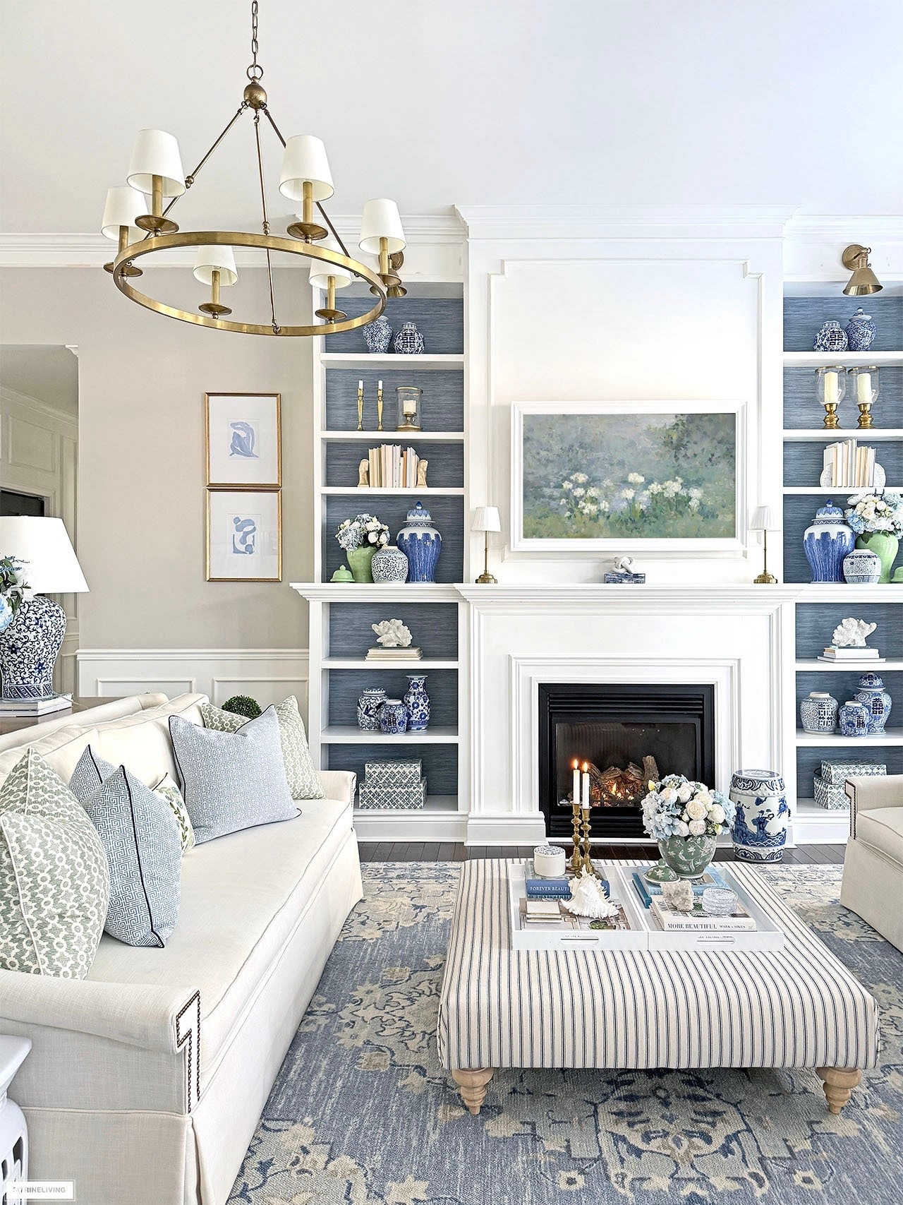 Chic spring living room decorating!!

#LTKHome #LTKSeasonal