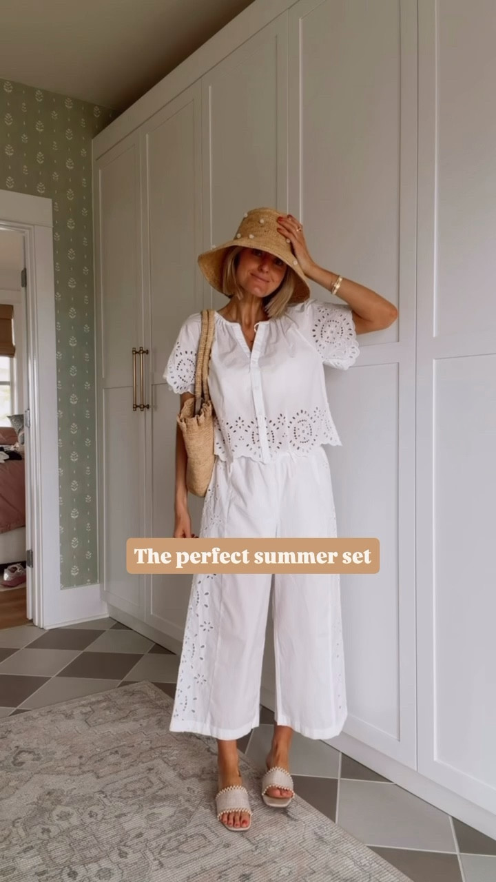 I will be pulling for this set on repeat! I love the eyelet details! Wearing XS in top & S in pants!

Loverly Grey, spring outfit, matching set, bride, Target, vacation looks 

#LTKSeasonal