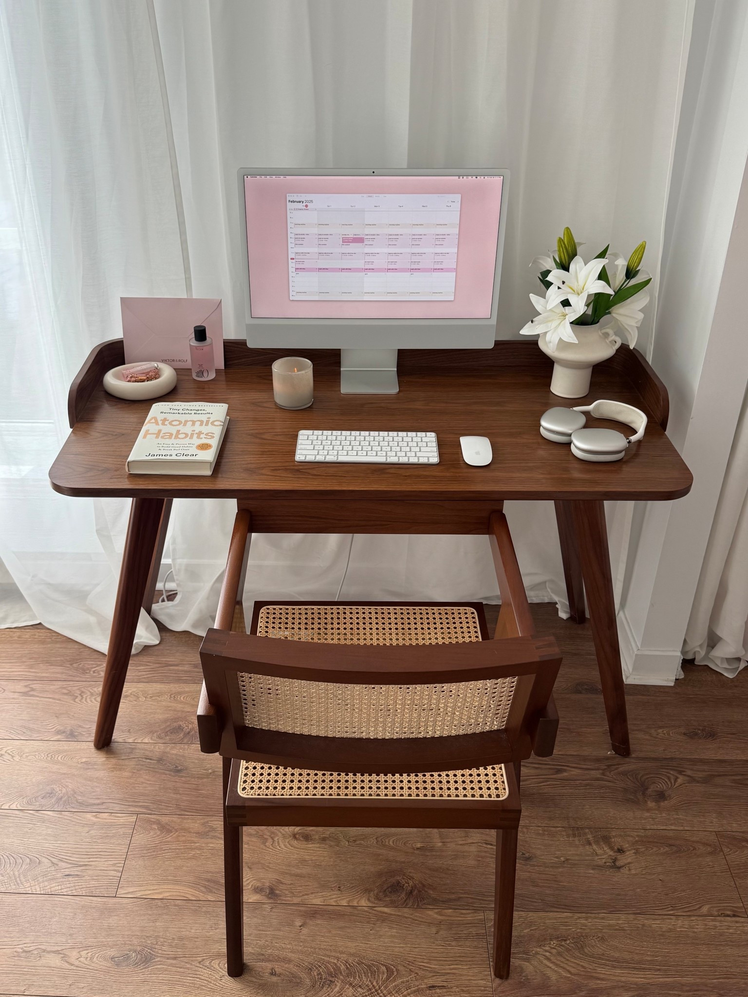 Home office essentials 🤍

#LTKHome