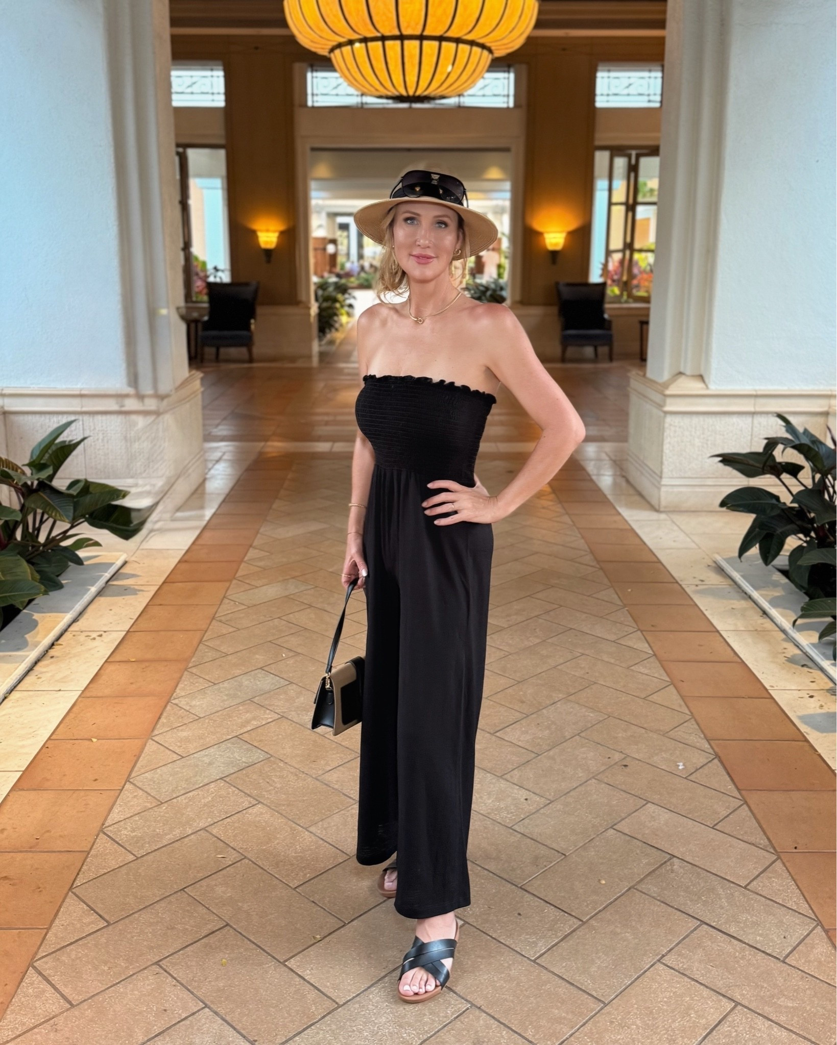 Casual dinner outfit - Maui Trip 🌴 

#ootd #dinneroutfit #outfitideas #vacationoutfit