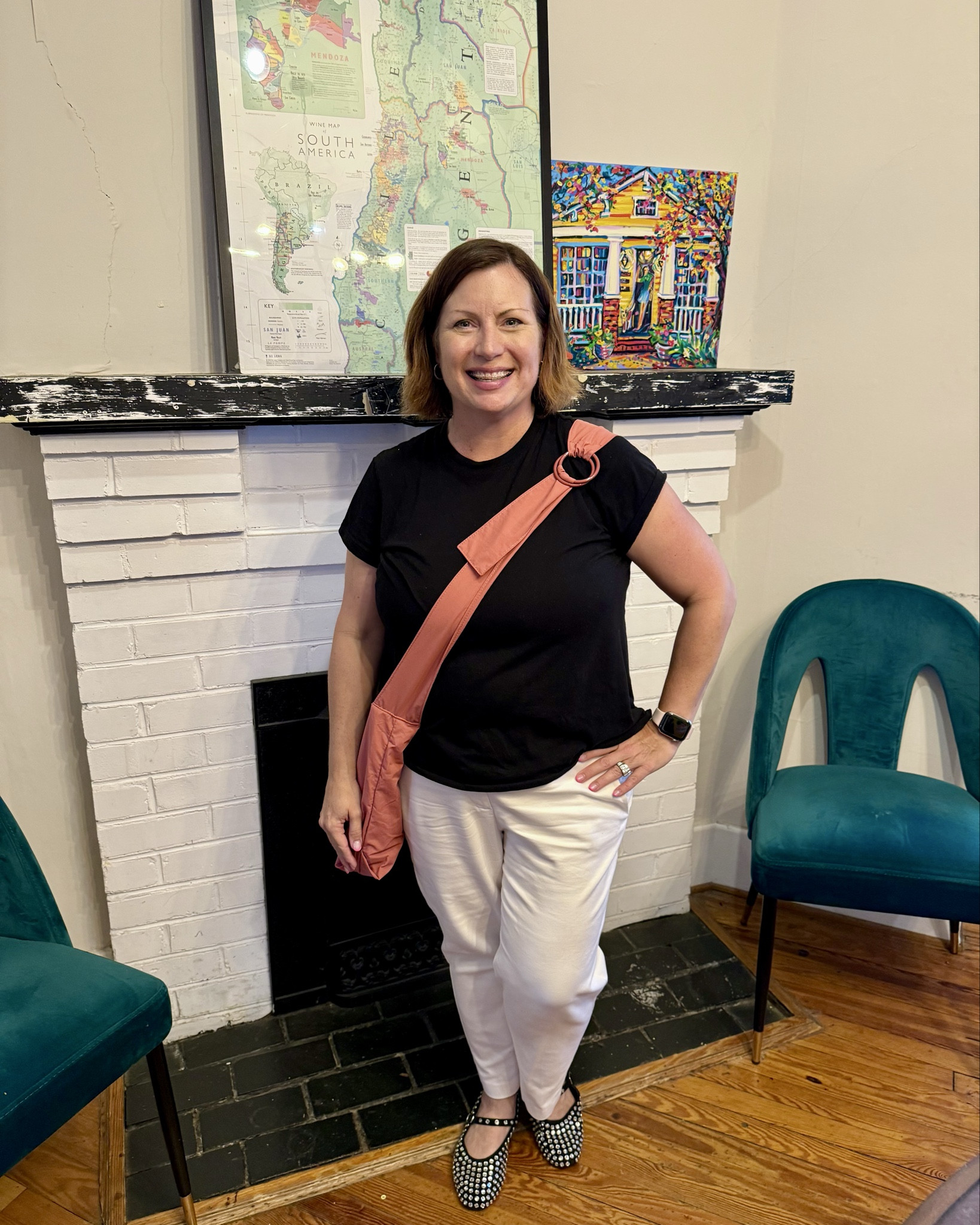 I love how this Rose Water Mini Slouchy Bag adds a pop of color to any outfit! 💕It’s a generous size and the smaller version of their original slouchy bag! 

You can dress it up or down! #threadminislouchybag #ad @thread_wallets

#LTKOver40 #LTKItBag #LTKFindsUnder50