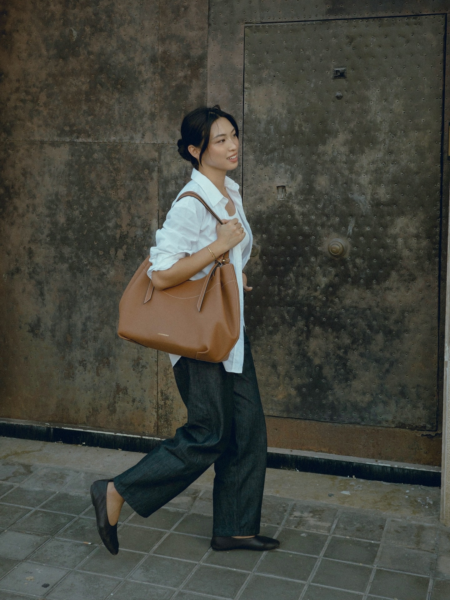 perfect everyday Barra tote for running errands @strathberry 🤎🤎🤎 a perfect afternoon in the old town