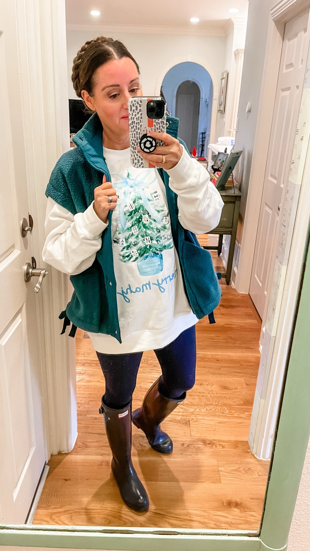 Holiday ootd! Merry mahjong!

#LTKdayinmylife #LTKootd #LTKHoliday