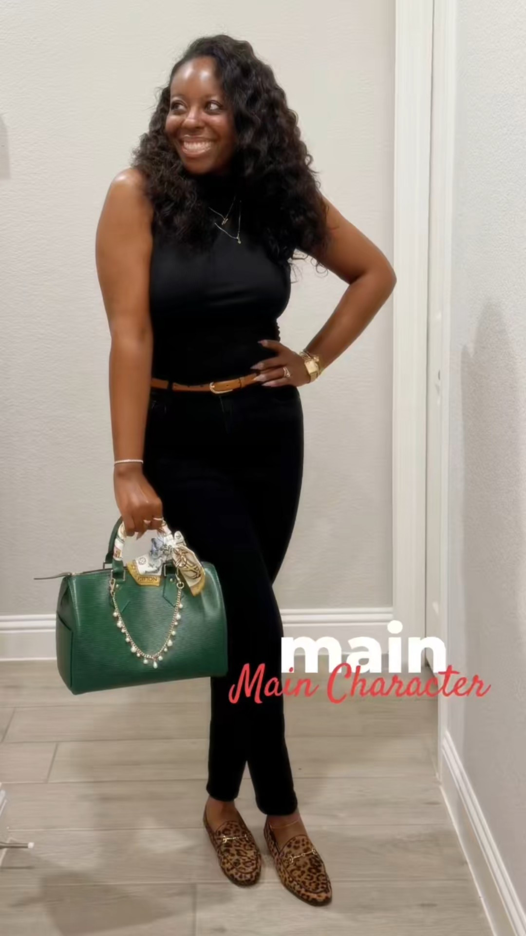 My fav type of look ✨
Top/Belt/Jeans: Zara 
My new fav vintage baby purchased from Japanese eBay 💚

#LTKItBag #LTKWorkwear #LTKMidsize