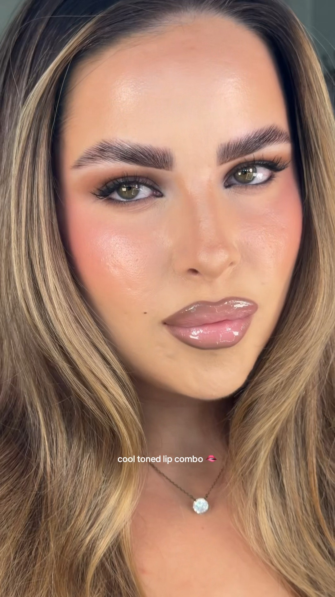 the most perf cool toned lip combo 🫦 wearing @Anastasia Beverly Hills lip liner in sepia, @LAWLESS Beauty lipstick in platinum, and @r.e.m. beauty lip gloss in skinny dripped #lipcombo #cooltonedlipliner #lipcombotutorial #cooltonedmakeup #makeuptutorial