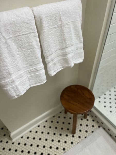 Hygro white bath towels from Kohls! They are so soft and will get fluffier and softer every wash! 

#LTKfindsunder50 #LTKhome #LTKsalealert
