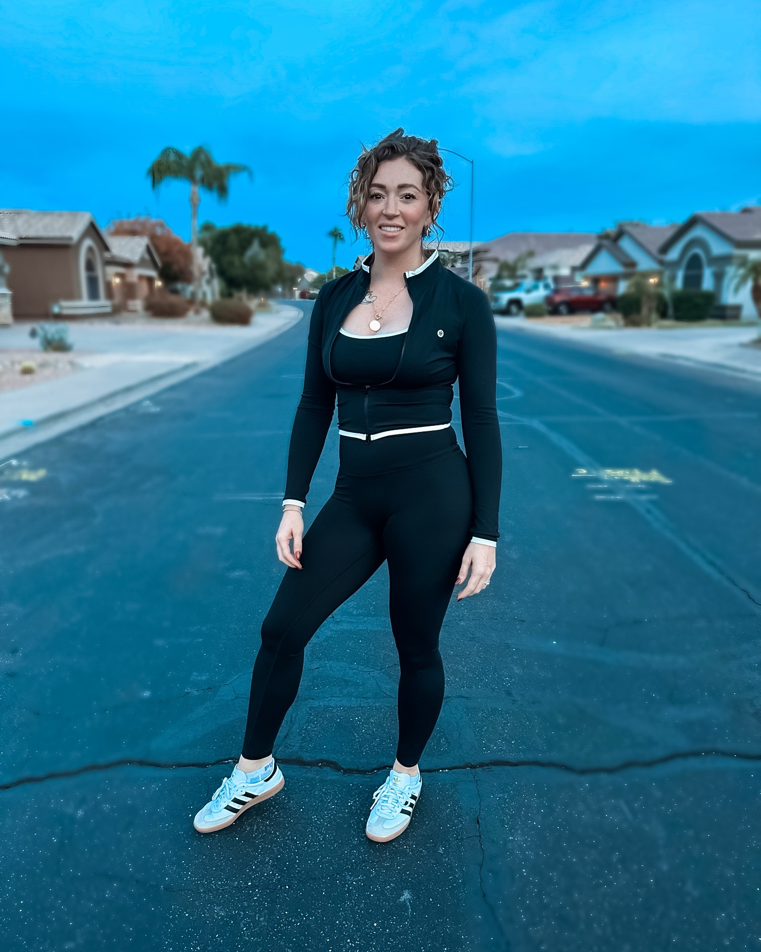 Feeling fierce and functional in my new favorite set from @astoria_activewear 💪✨ Perfect for crushing workouts or just running mom life errands in style.

Black Friday sales are live, so now’s the time to snag yours! Tap the link in my bio or head to @astoria_activewear to grab these before they’re gone!

@Shop.LTK, #liketkit and
tiketk.it/xx
#AstoriaActivewear #BlackFridayStyle #EffortlessActivewear 

#LTKCyberWeek #LTKHoliday #LTKFitness