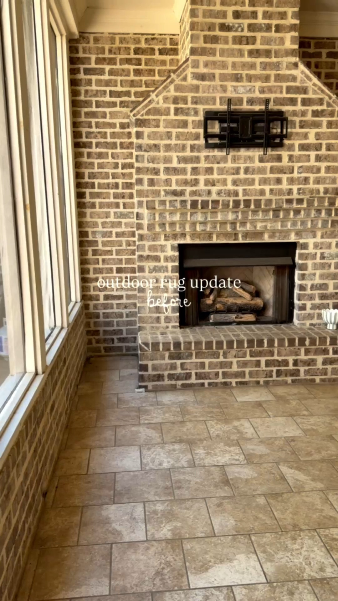 our new porch is slowly coming together, and this outdoor rug from @Wayfair is perfect! it’s great quality & I can already picture many slow mornings and warm summer nights spent here! 🤍
#Wayfair #WayfairPartner #wishyouwerehere #outdoor #Ad