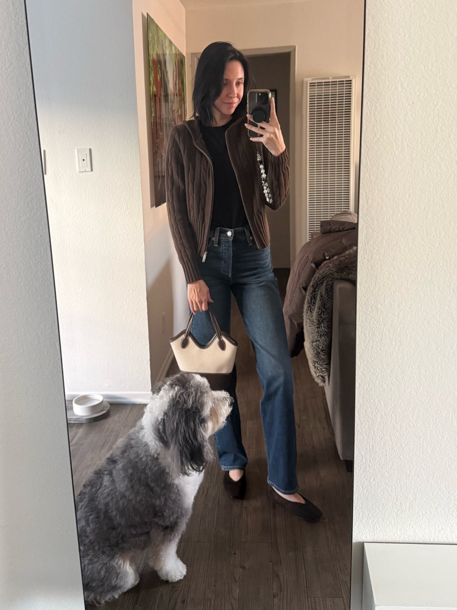 Easy, casual comfy #malfit #outfit ideas #everydayoutfit #casualoutfit #whatiwore #ootd #outfitinspo #everydaystyle #neutral-outfit #denim #cardigan #levis

#LTKdayinmylife #LTKgrwm #LTKootd