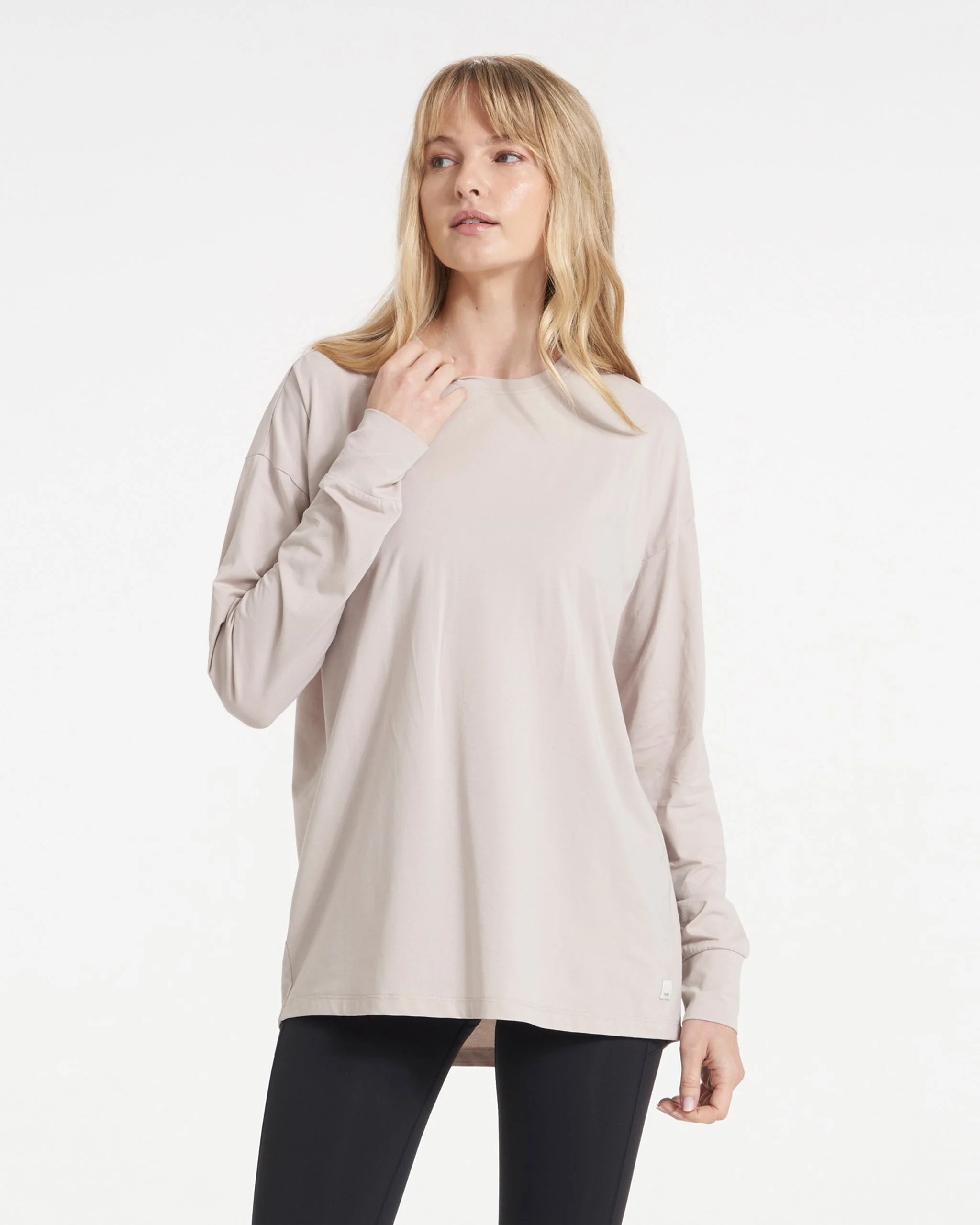 Long-Sleeve Feather Tee | Vuori Clothing (US & Canada)