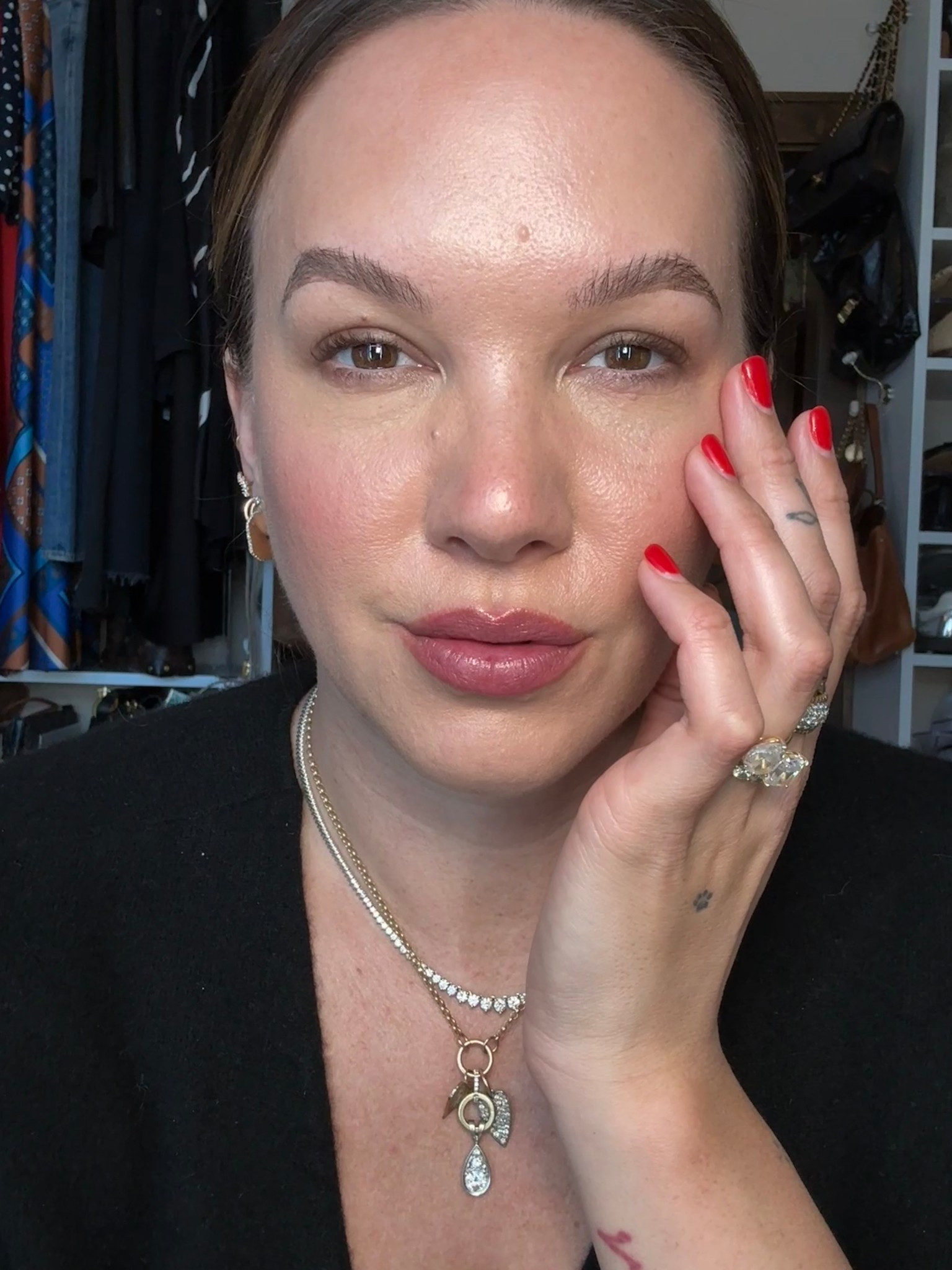 Date night glow 

#LTKBeauty #LTKdayinmylife #LTKmomlife