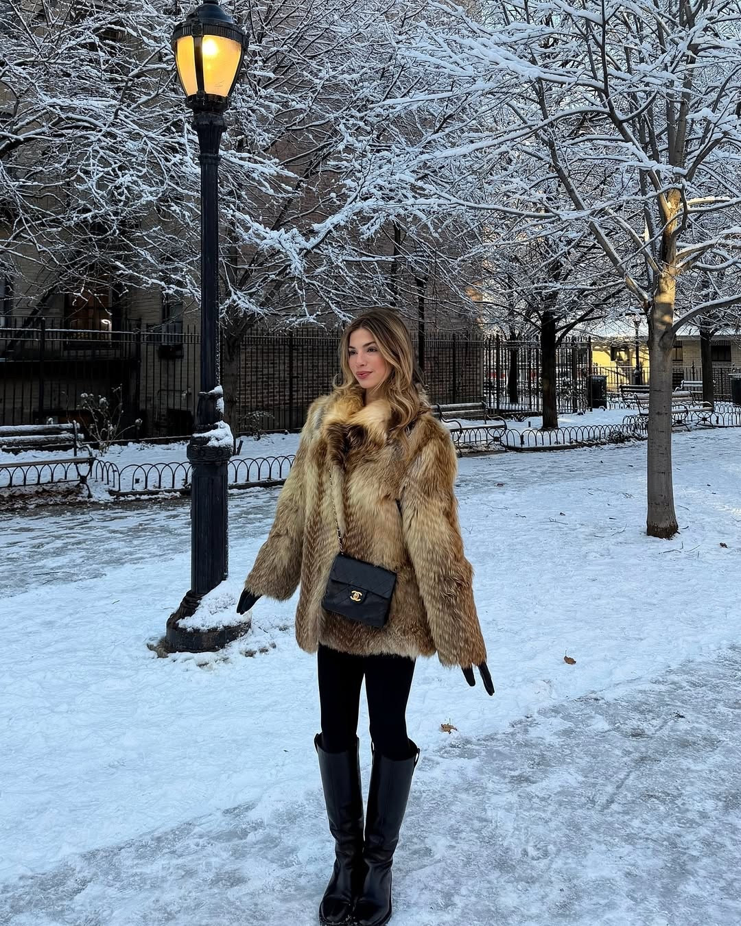 Who wants to build a snowman ☃️