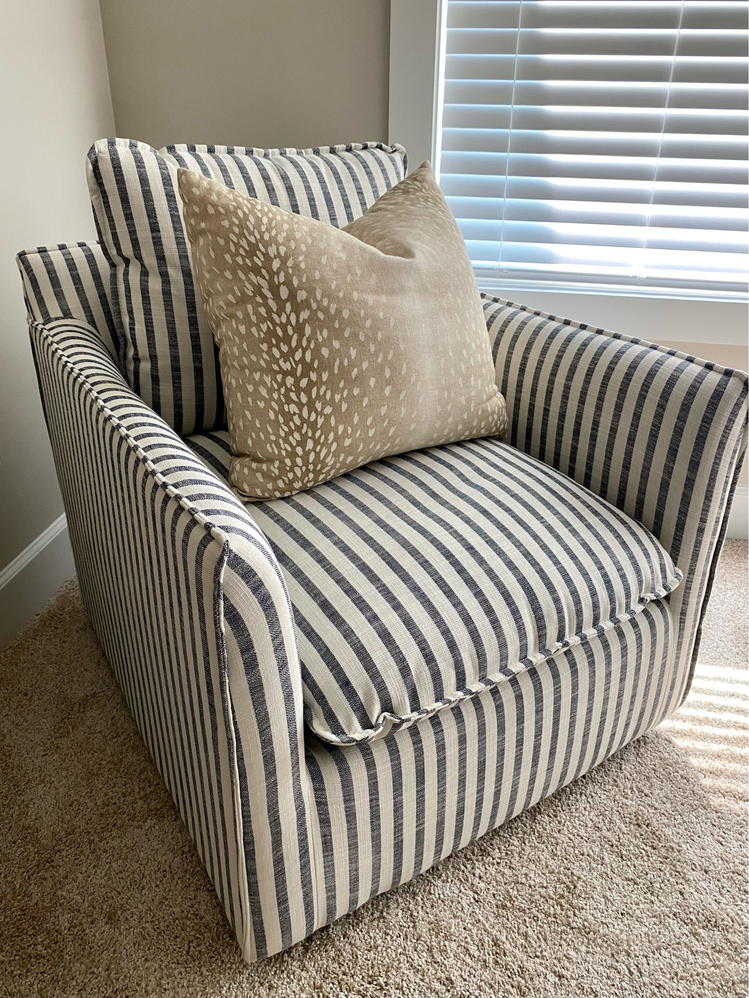Got this chair to sit in the corner of our bedroom and I love her so much. So cute and comfy!!

#LTKHome