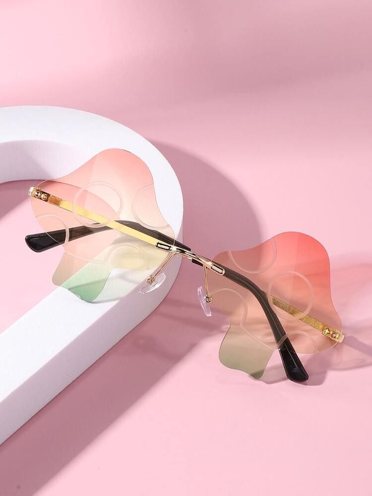 New
     
      Mushroom Design Ombre Lens Fashion Glasses | SHEIN