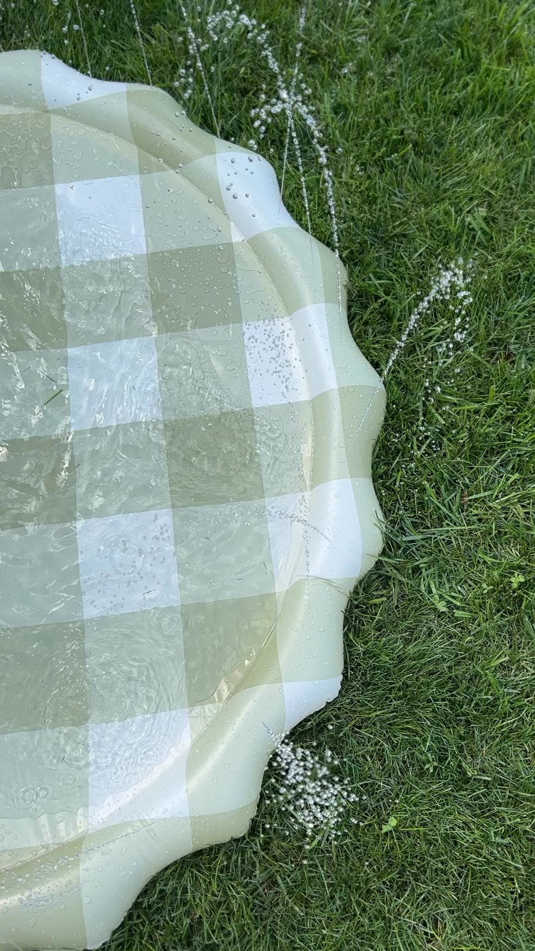 Adorable gingham toddler splash pad for summer☀️☁️

#LTKKids #LTKBaby #LTKmomlife