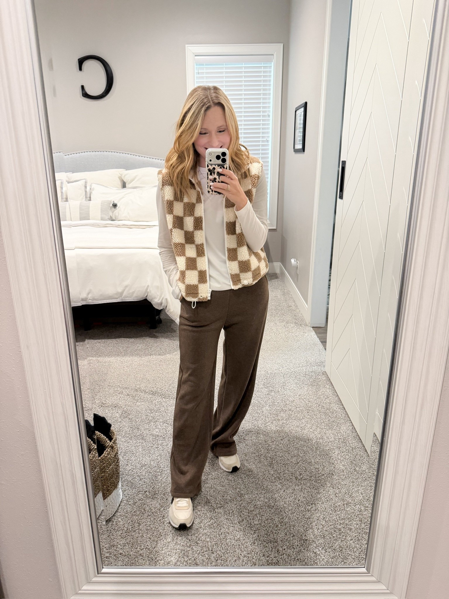 Still a favorite even though I got this vest last year. I love it and all the compliments I get when I wear it too😉
Checkered pattern on Sherpa fleece with a high collar.

//
Trendy vests
Winter vests
Winter outfit 

#LTKTravel #LTKWorkwear #LTKootd