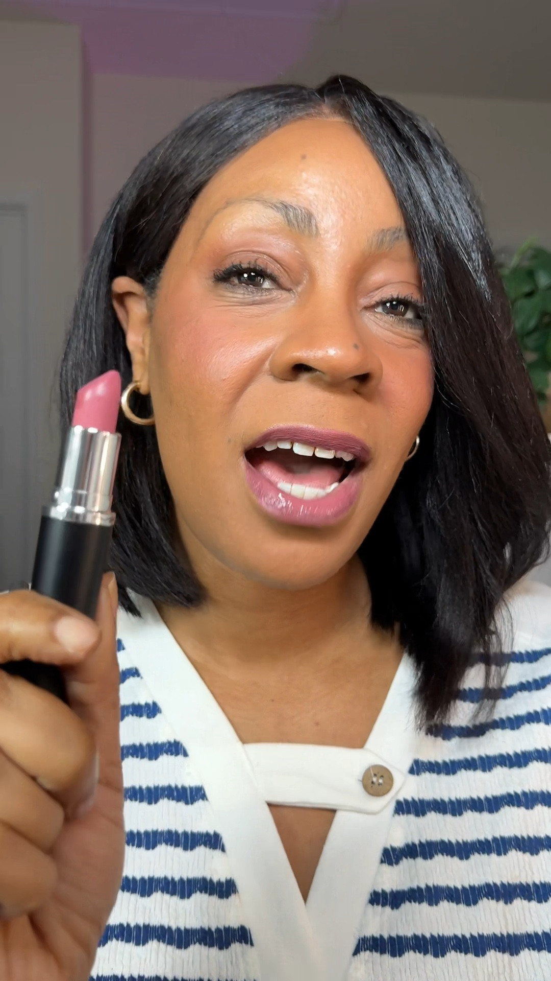 Mac girl lip trio 
Lip pencil  in plum 
Lipstick in mehr 
Clear gloss

#LTKBeauty #LTKgrwm #LTKMothersDay