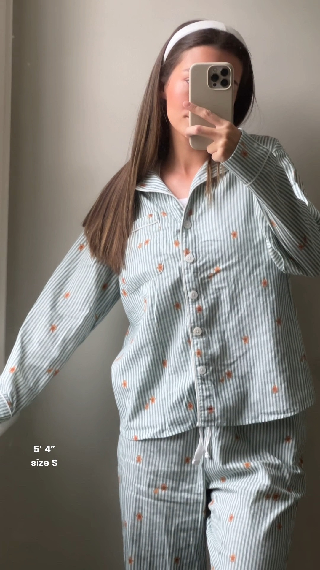 cute & cozy christmas pjs! love the green stripes and little gingerbread men 🍪🎄✨🥲🎁
@target

#LTKSeasonal #LTKHoliday #LTKGiftGuide