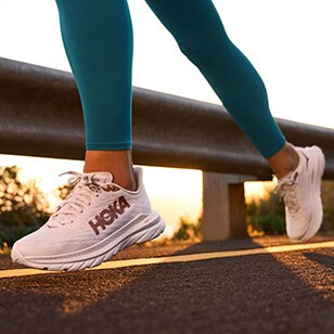 HOKA Men's Mach 5 Running Shoes | DICK'S Sporting Goods | Golf Galaxy