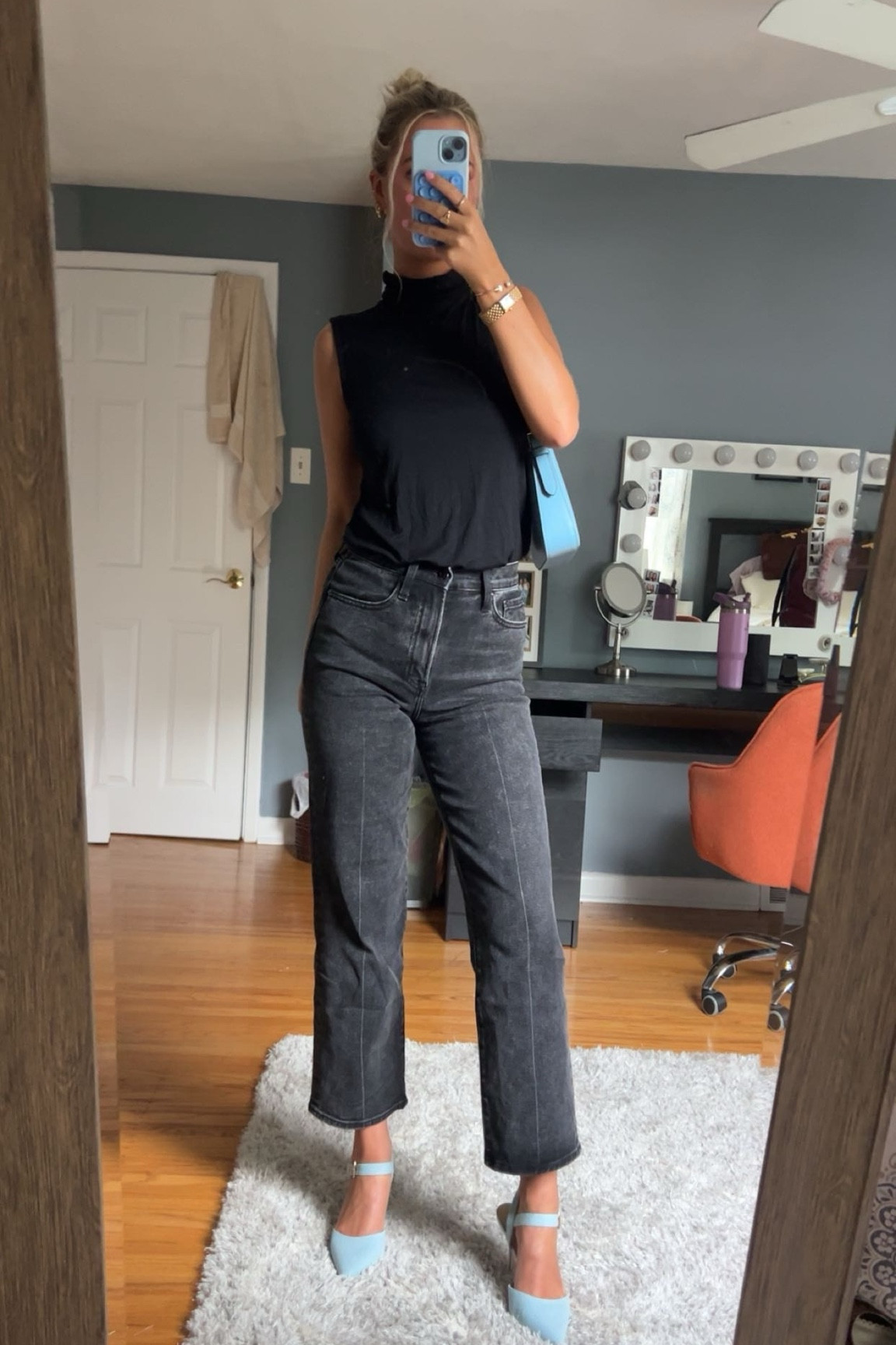 Fit details💙👖

Kate spade was out of the color bag featured but it’s the color “North star”

#LTKStyleTip #LTKShoeCrush #LTKWorkwear
