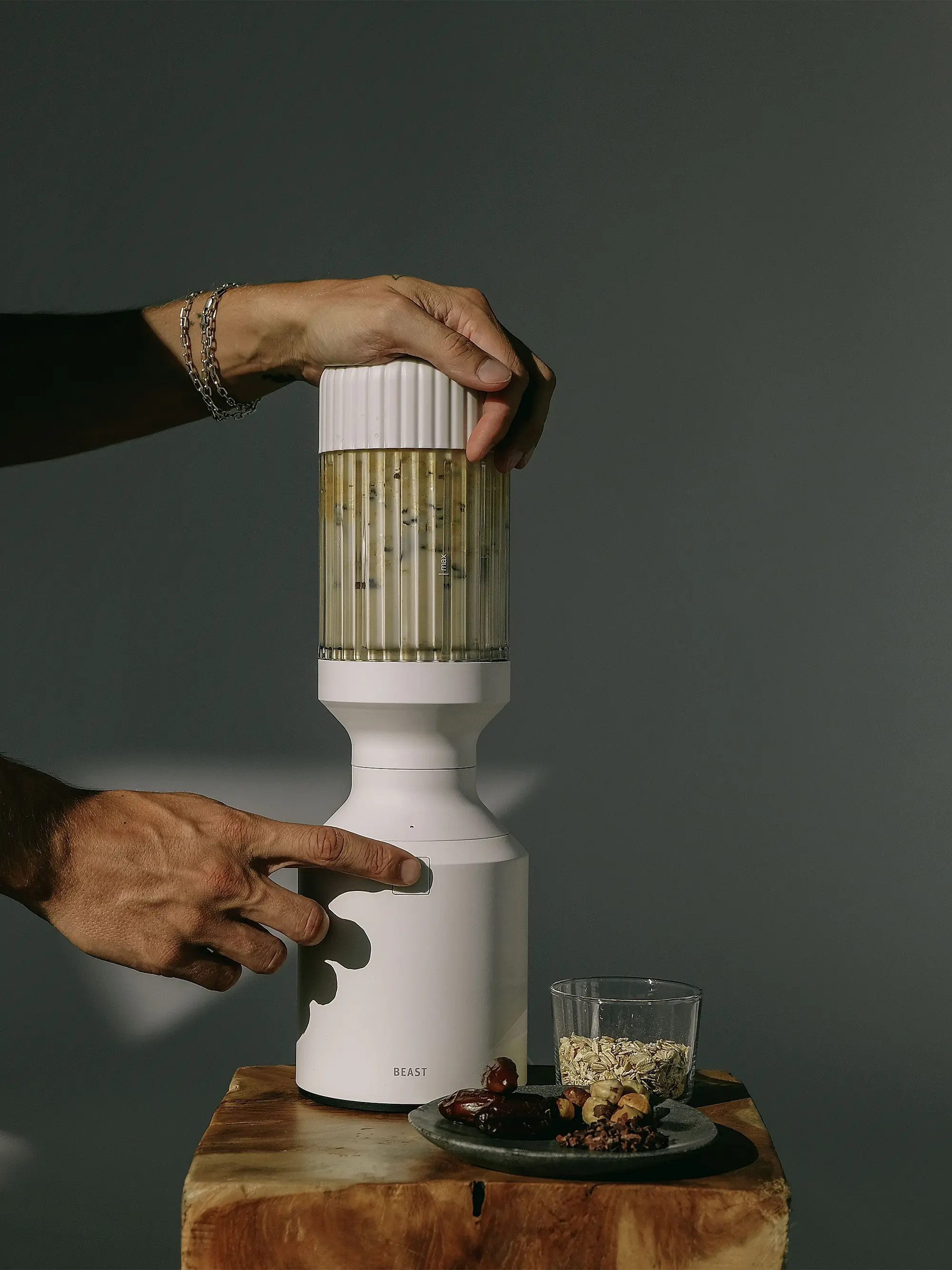 Beast Blender + Hydration System | Saks Fifth Avenue