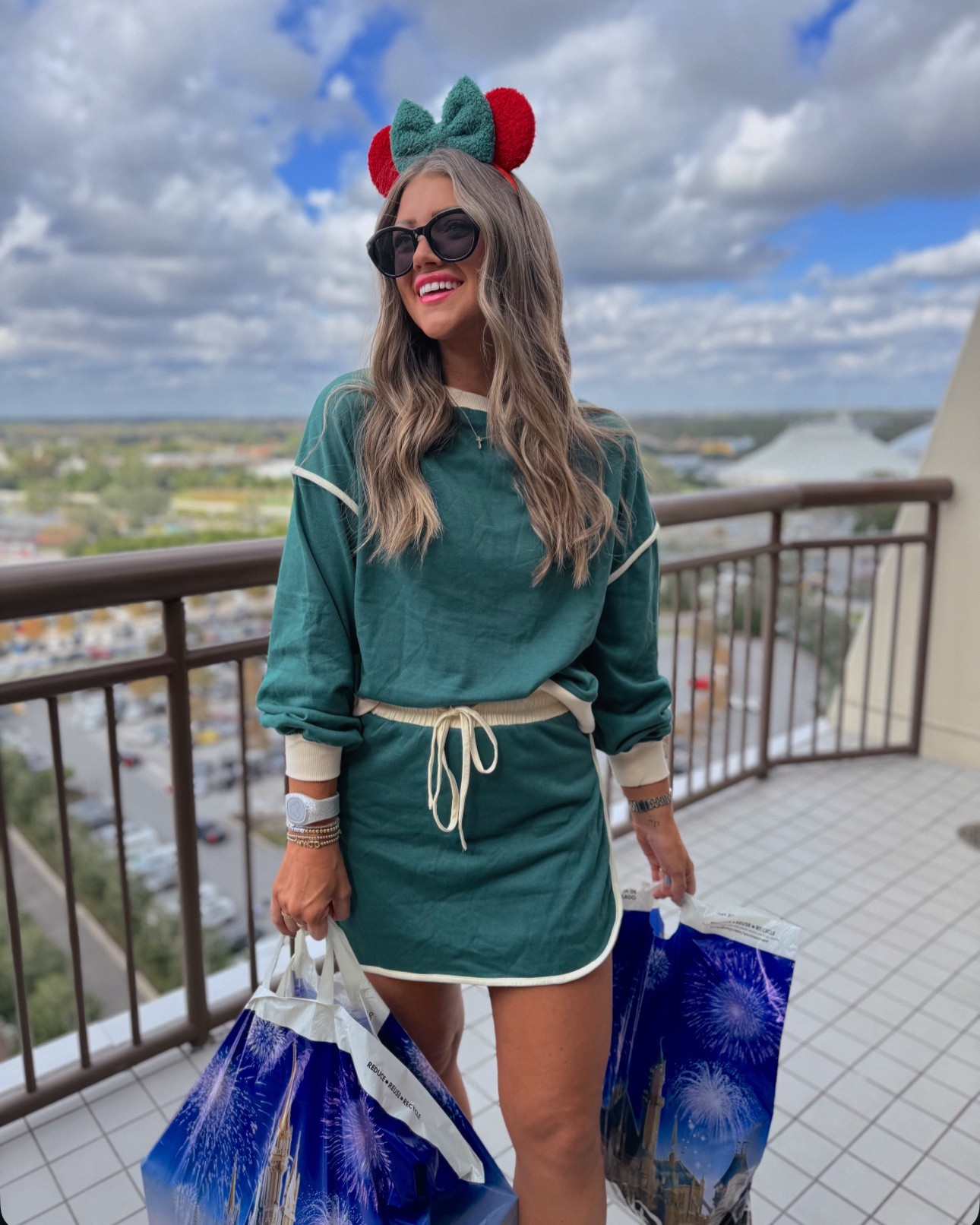 Such a cute skort set! Amazon! Disney Christmas outfit idea 