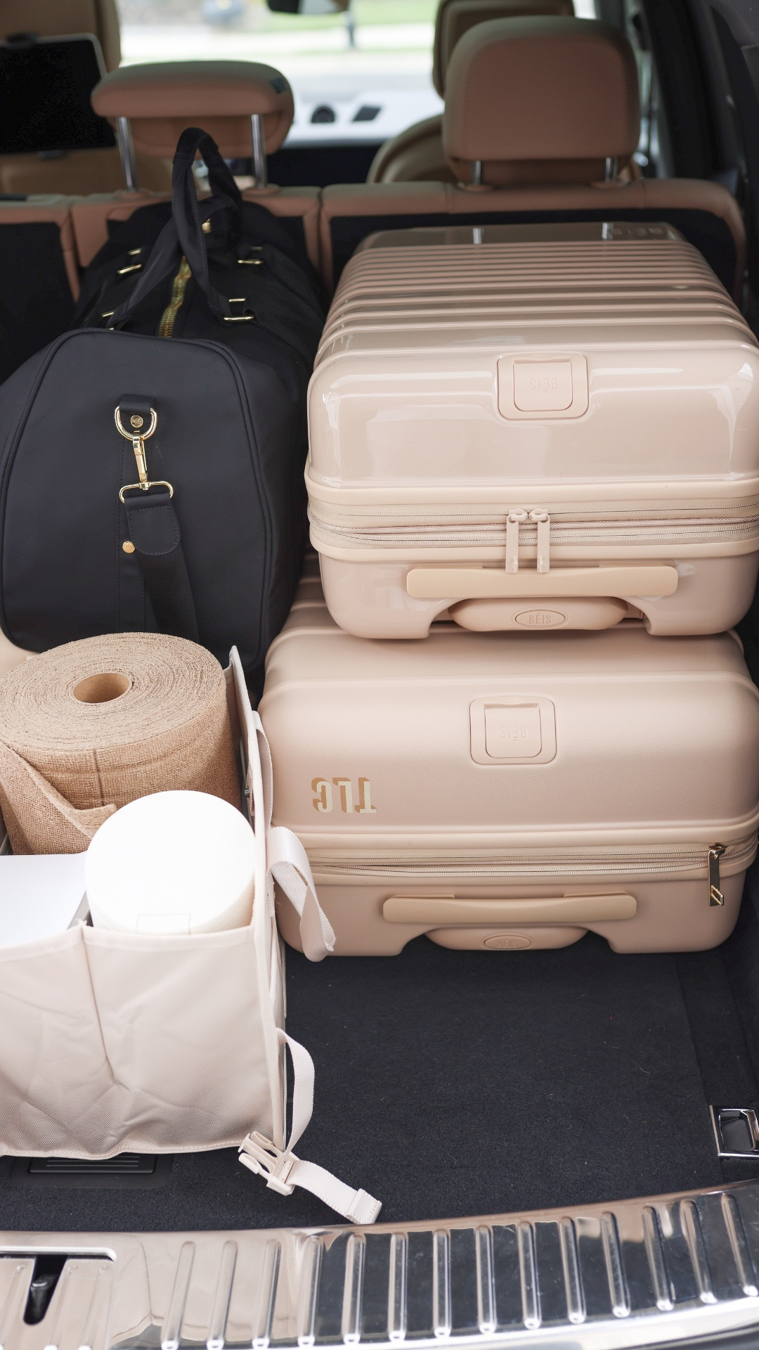 Pack the car for a road trip to Disney 

Disney packing, Disney world, Disney tips, pack with me, packing

#LTKTravel