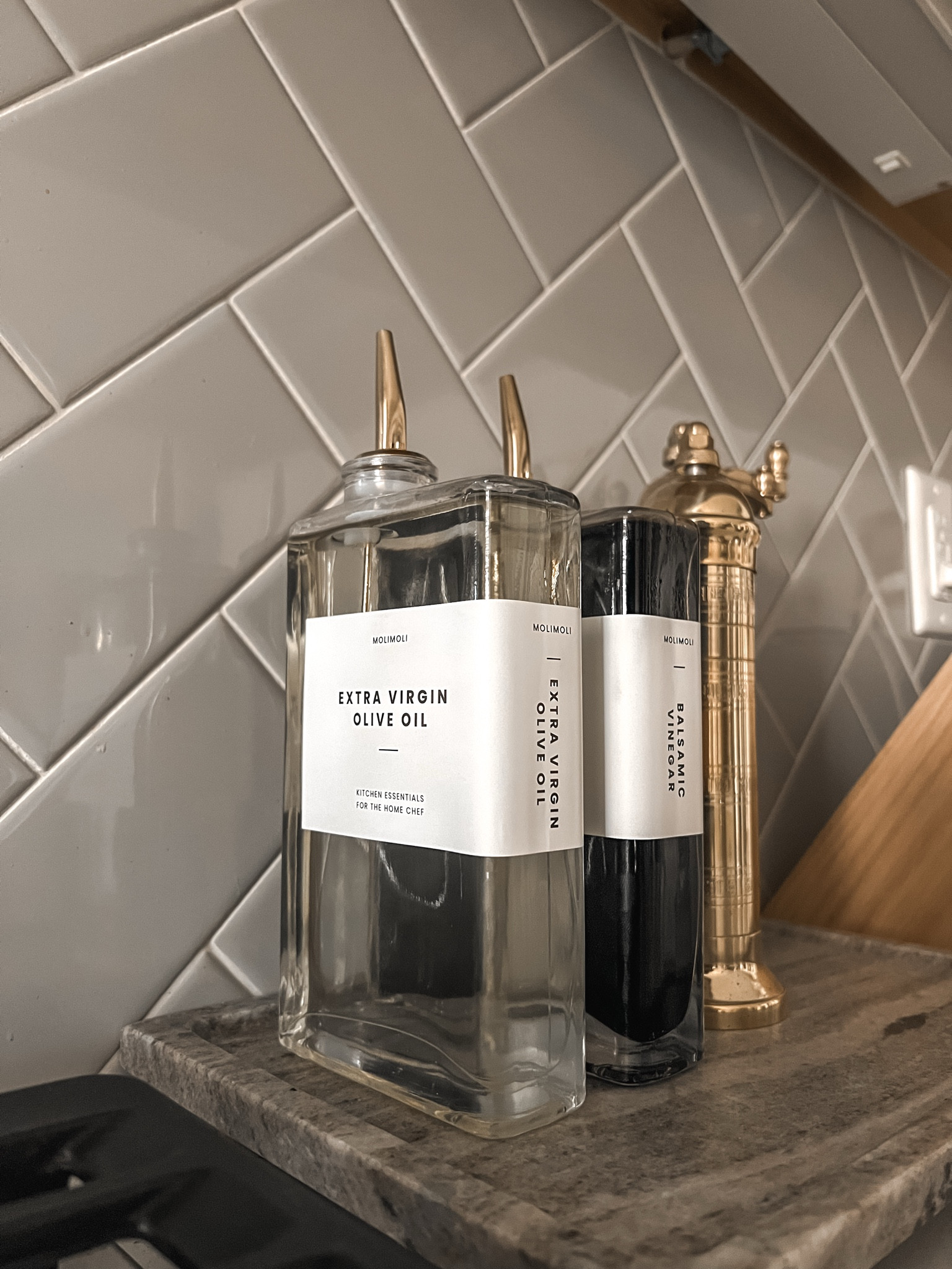 These oil dispensers are STILL ON SALE✨

Kitchen Essentials | Cooking Essentials | Counter Styling | Tray Styling

#LTKFindsUnder50 #LTKSaleAlert #LTKHome