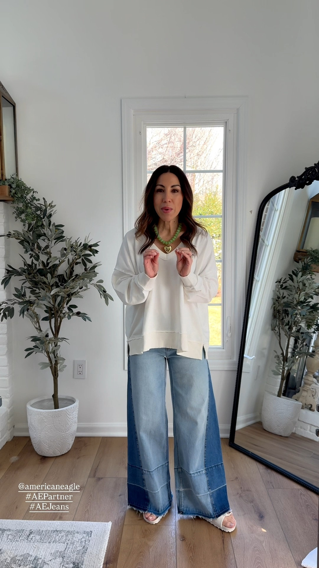 Stackable Code: tammyAE25 for 25% off sitewide @ae New arrivals from American Eagle are so good as always. New denim styles, comfy pants and casual tops to pair with them. And I have an exclusive code you can use thru 3/30! Perfect timing for building up your casual spring wardrobe! #AEPartner #AEJeans @americaneagle

Baggy jeans 0R. Drawstring jeans Xs short. Trousers XS. Barrel pants XS. Two this me jeans 0 short. Sweatshirts small. Short sleeve sweatshirt, XS. V-neck small. ￼


#LTKSaleAlert #LTKPetite #LTKOver40