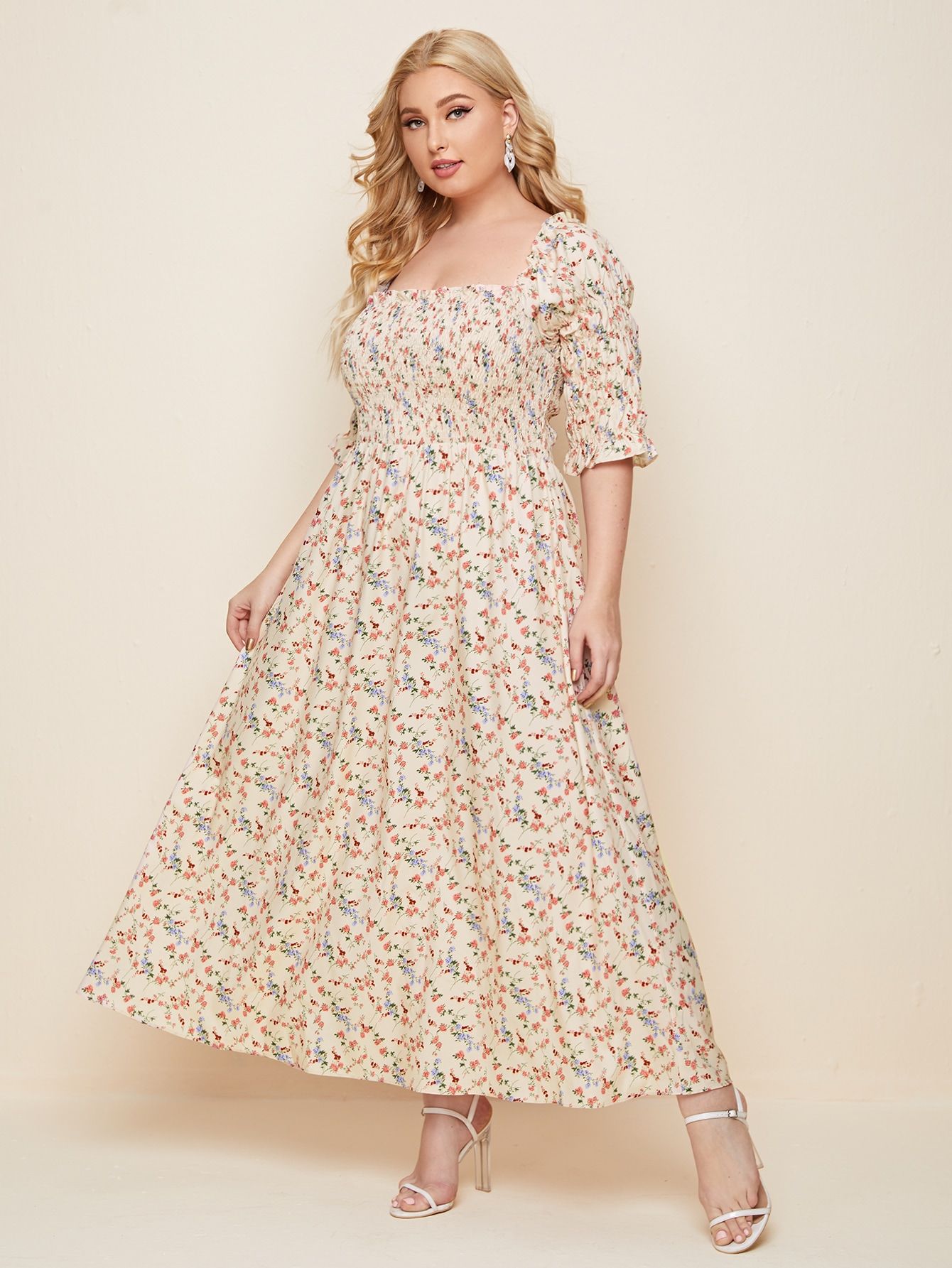 Plus Square Neck Ditsy Floral Shirred A-line Dress | SHEIN