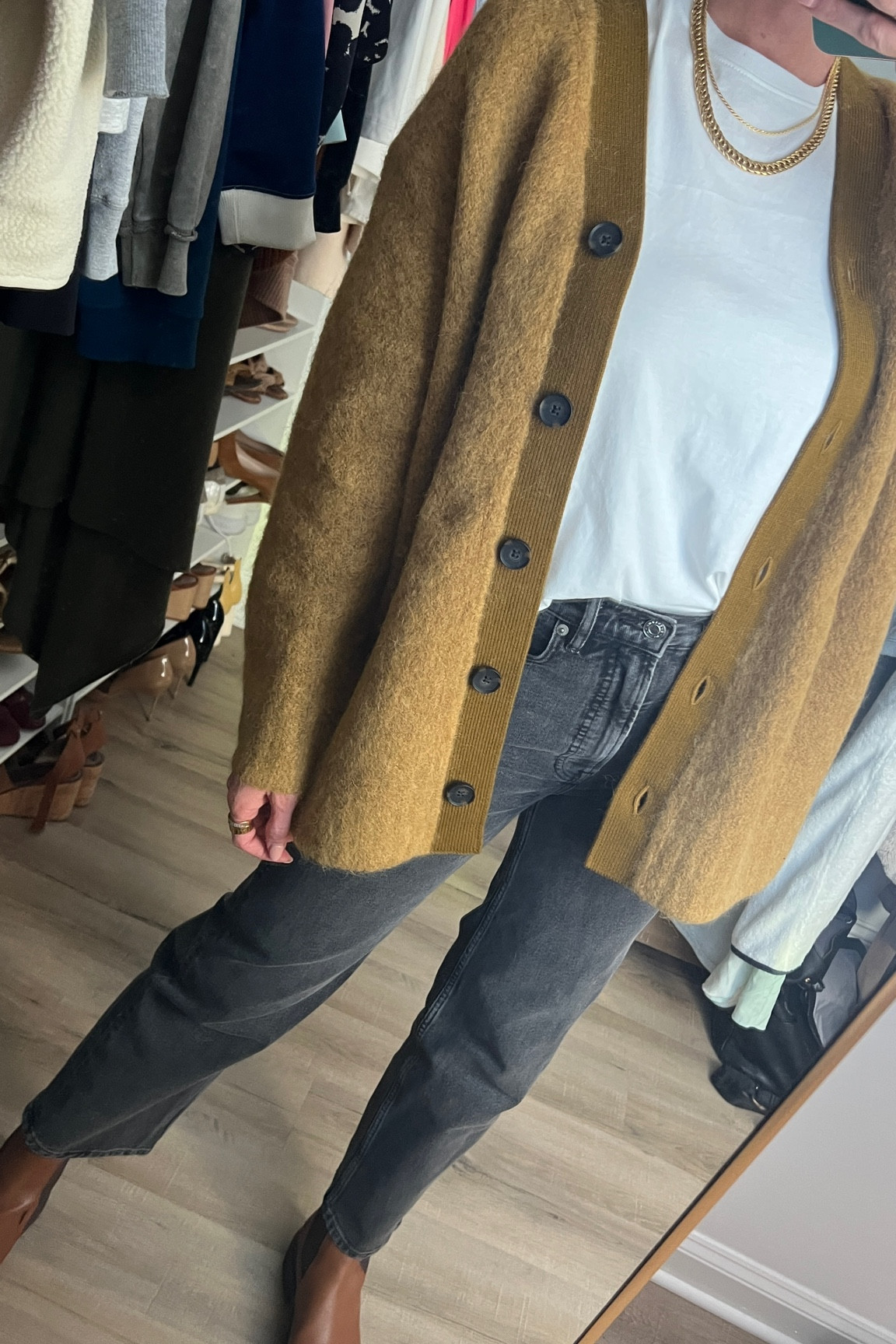 Camel cardigan (small), black denim (tts) white tee 

#LTKstyletip #LTKSeasonal