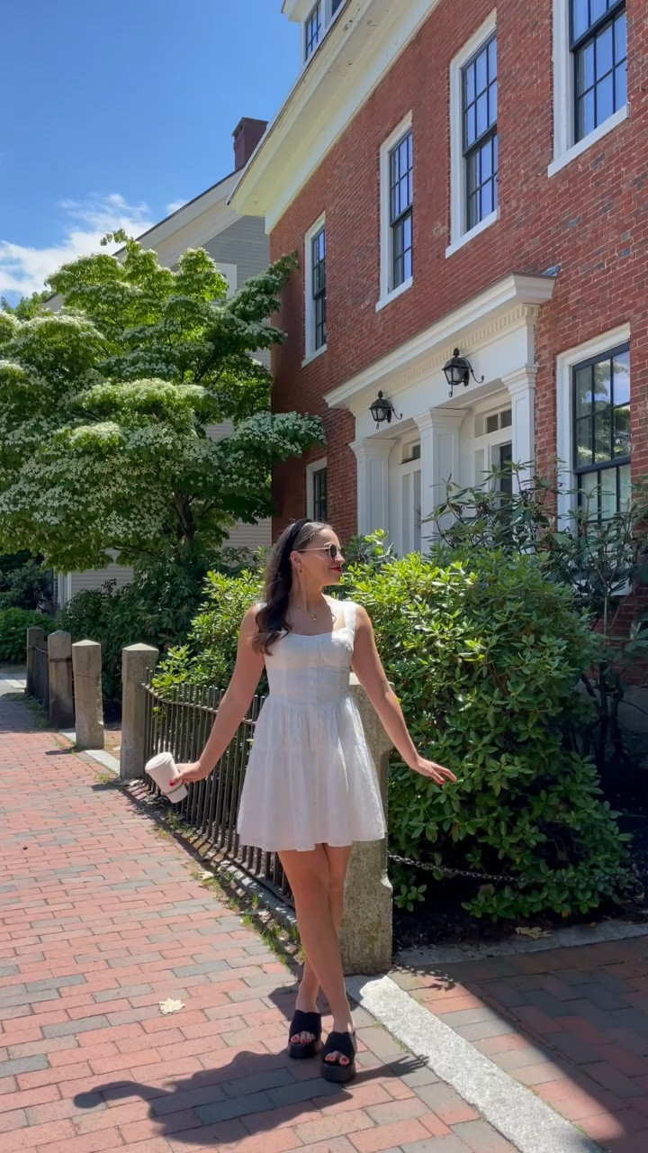 Little white summer dress ootd from Lulus!

White mini dress, picnic dress, cottagecore dress, day date dress, bustier dress, vacation dresss

#LTKTravel #LTKStyleTip #LTKFindsUnder100
